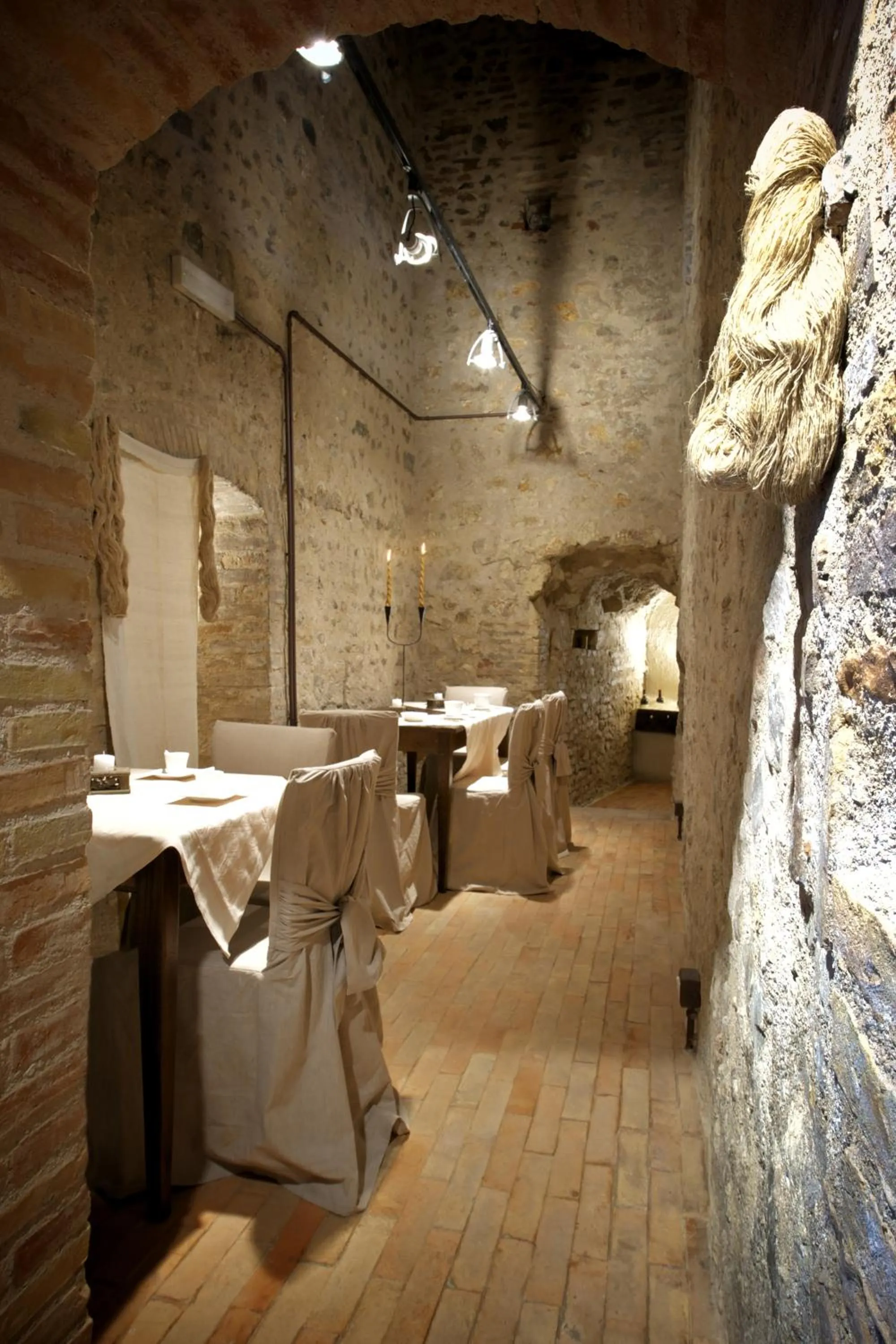 Restaurant/places to eat in Torre della Botonta
