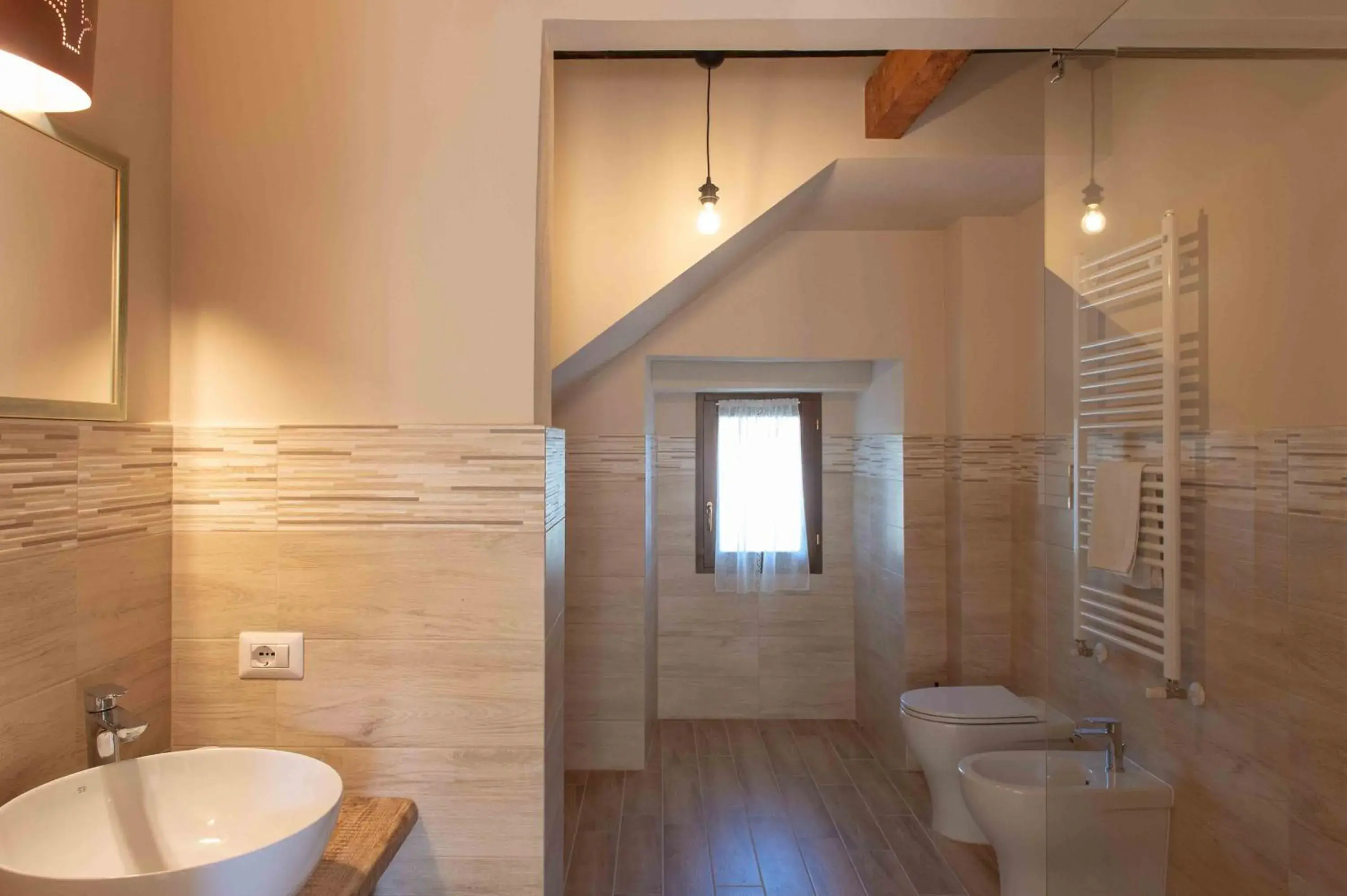 Deluxe King Room - single occupancy in Torre della Botonta Deluxe King Room - single occupancy in Torre della Botonta