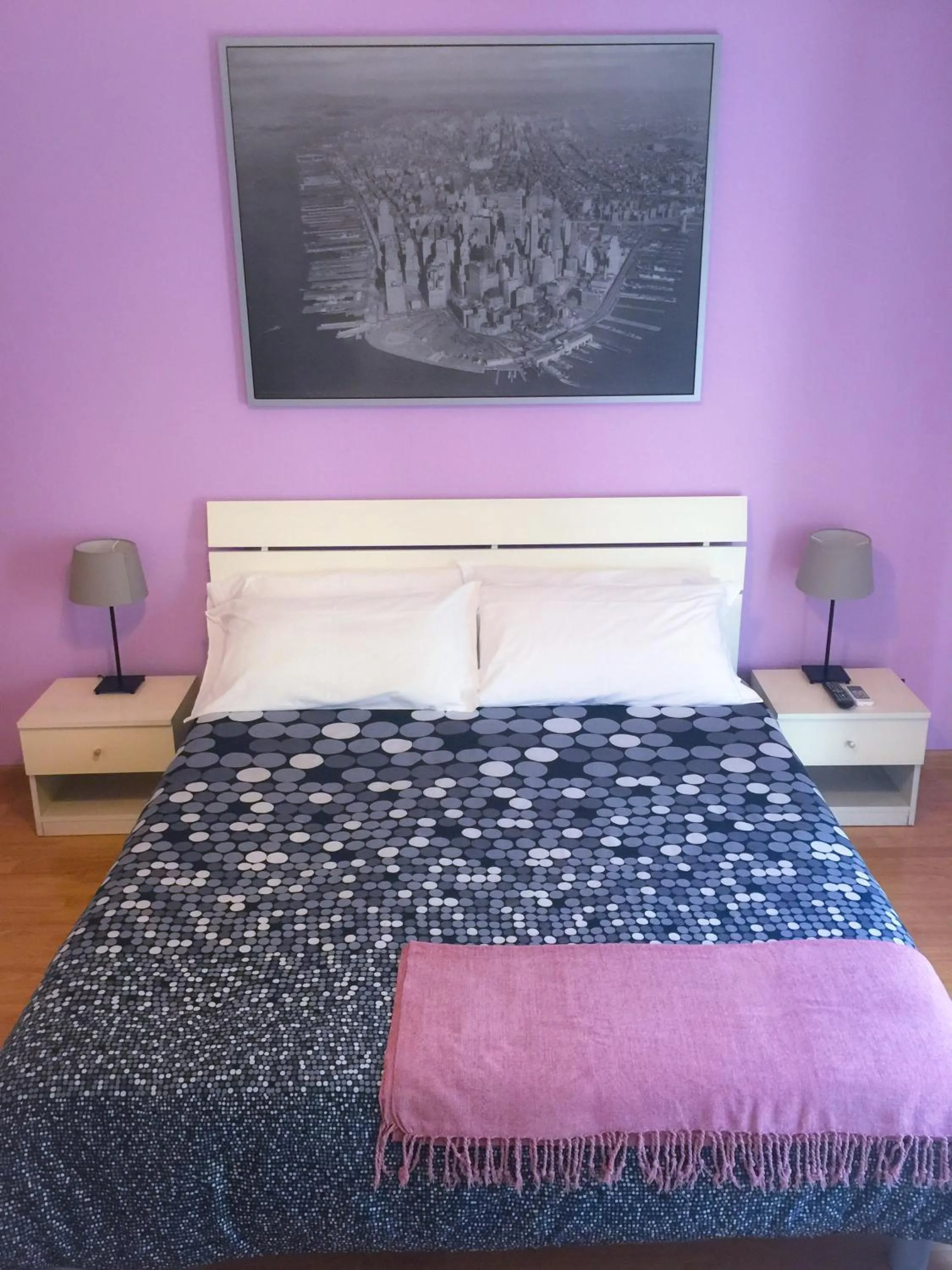 Bedroom, Bed in Policlinico Apartments