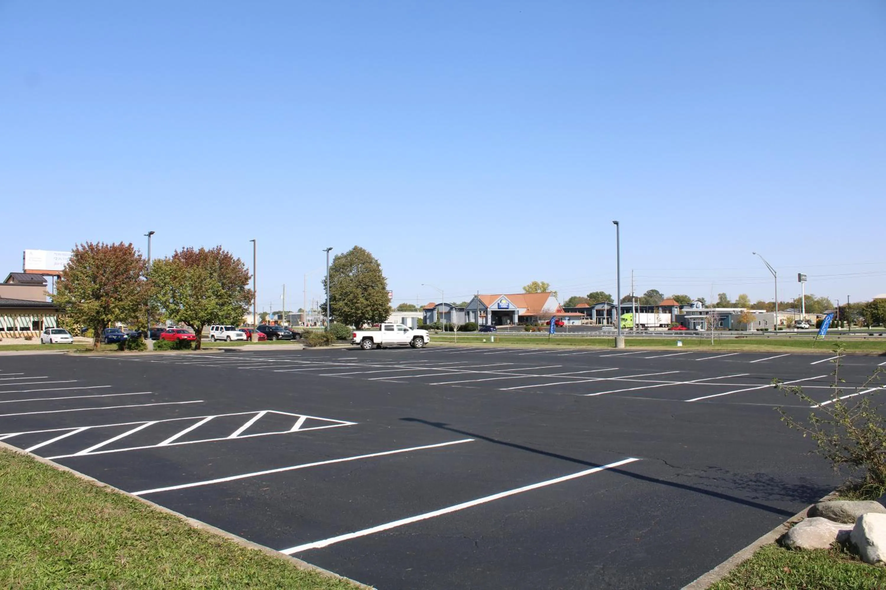 Parking in BlissPoint Inn, Kokomo