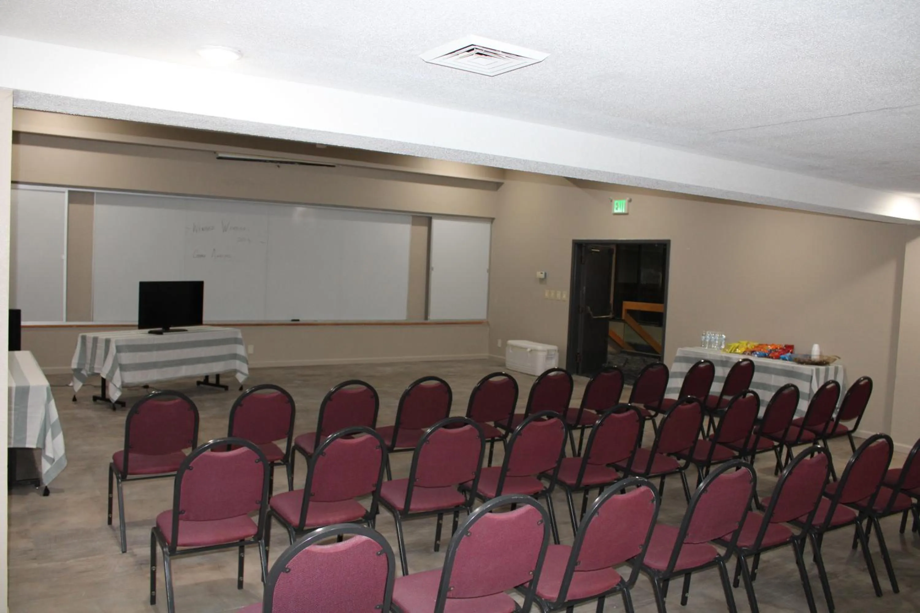 Meeting/conference room in BlissPoint Inn, Kokomo