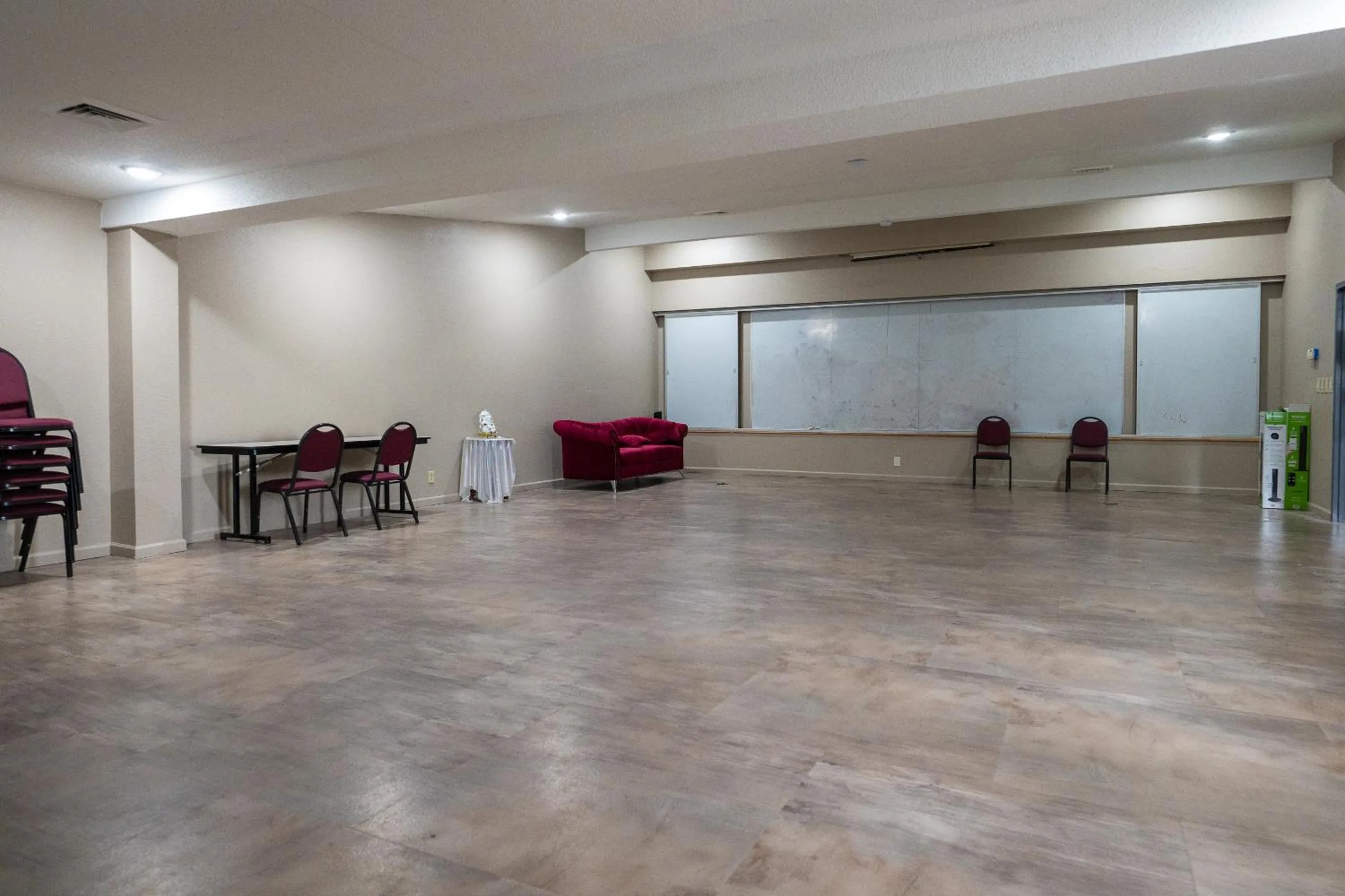 Meeting/conference room in BlissPoint Inn, Kokomo