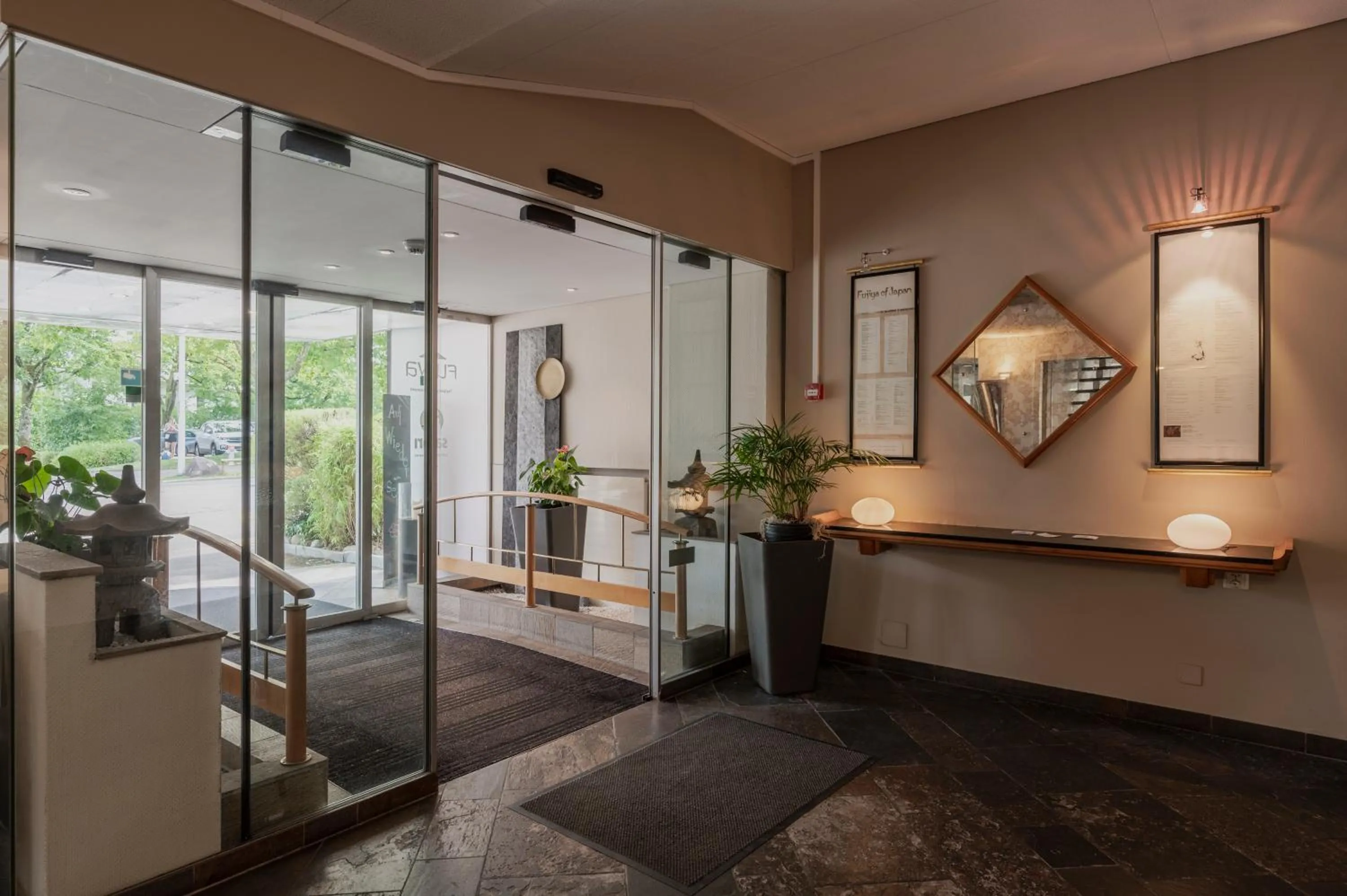 Lobby or reception in Amanthos Living Zürich Airport