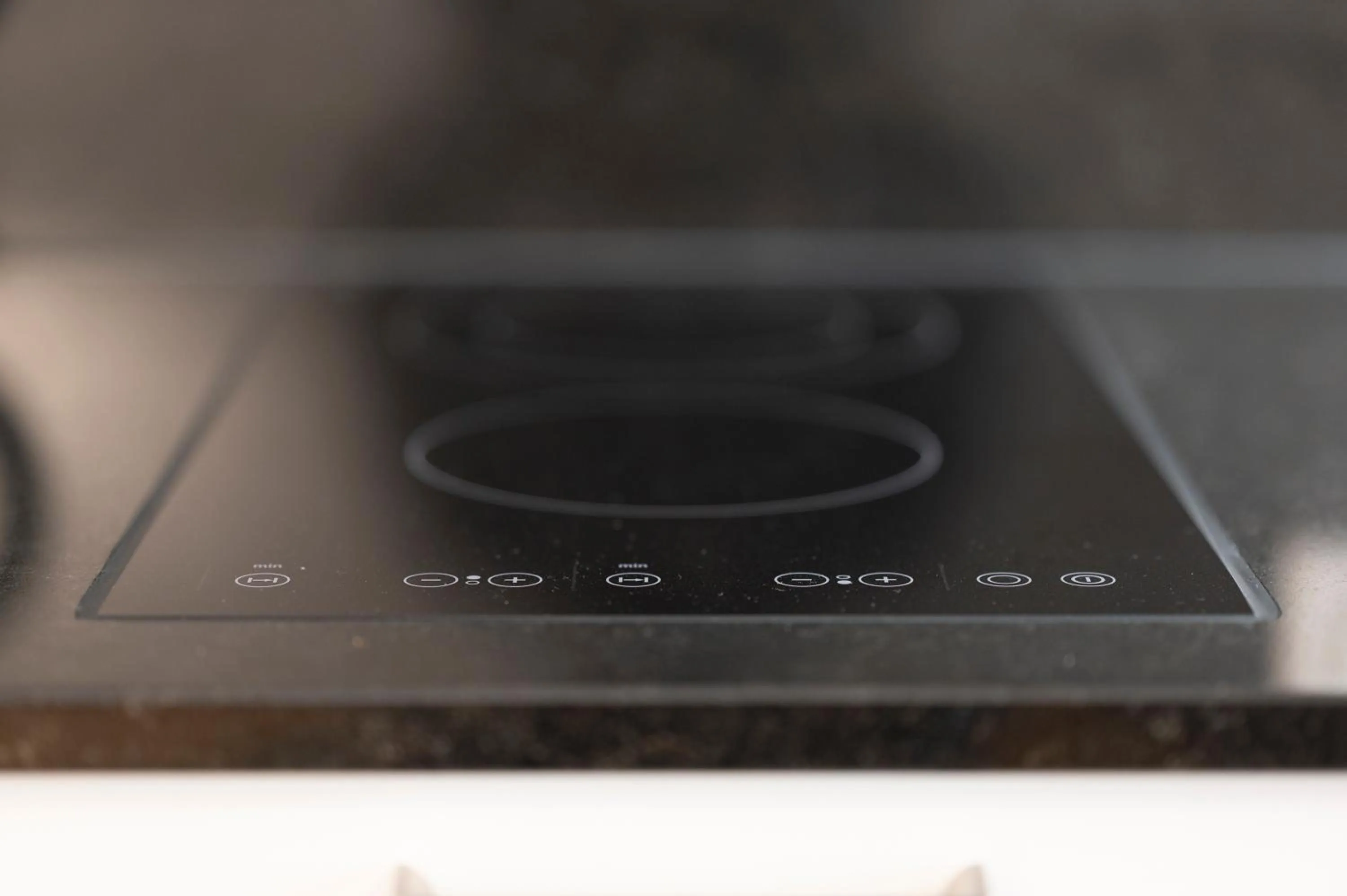 Kitchen or kitchenette in Amanthos Living Solothurn