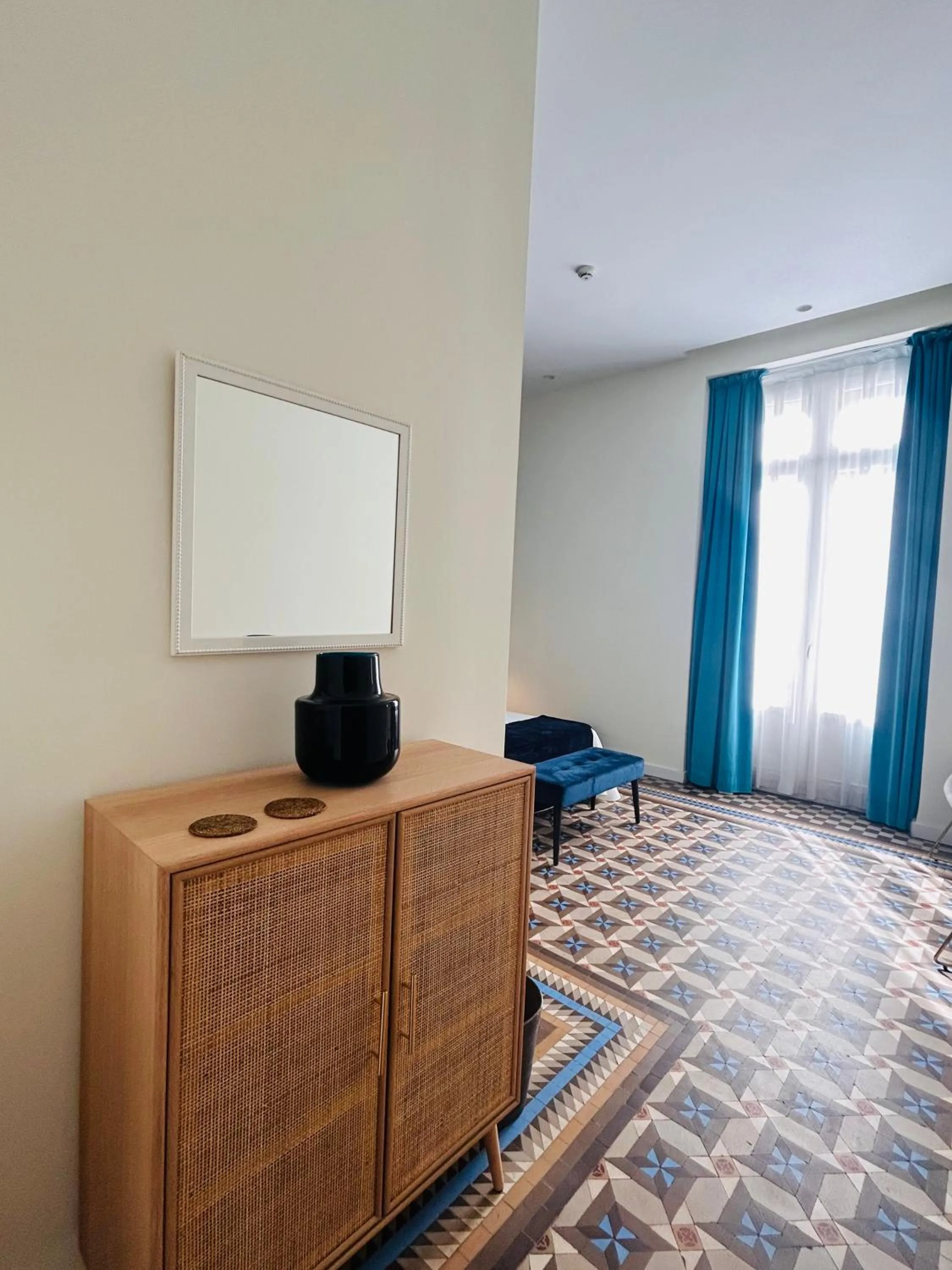 hair dresser in L'Esplai Valencia