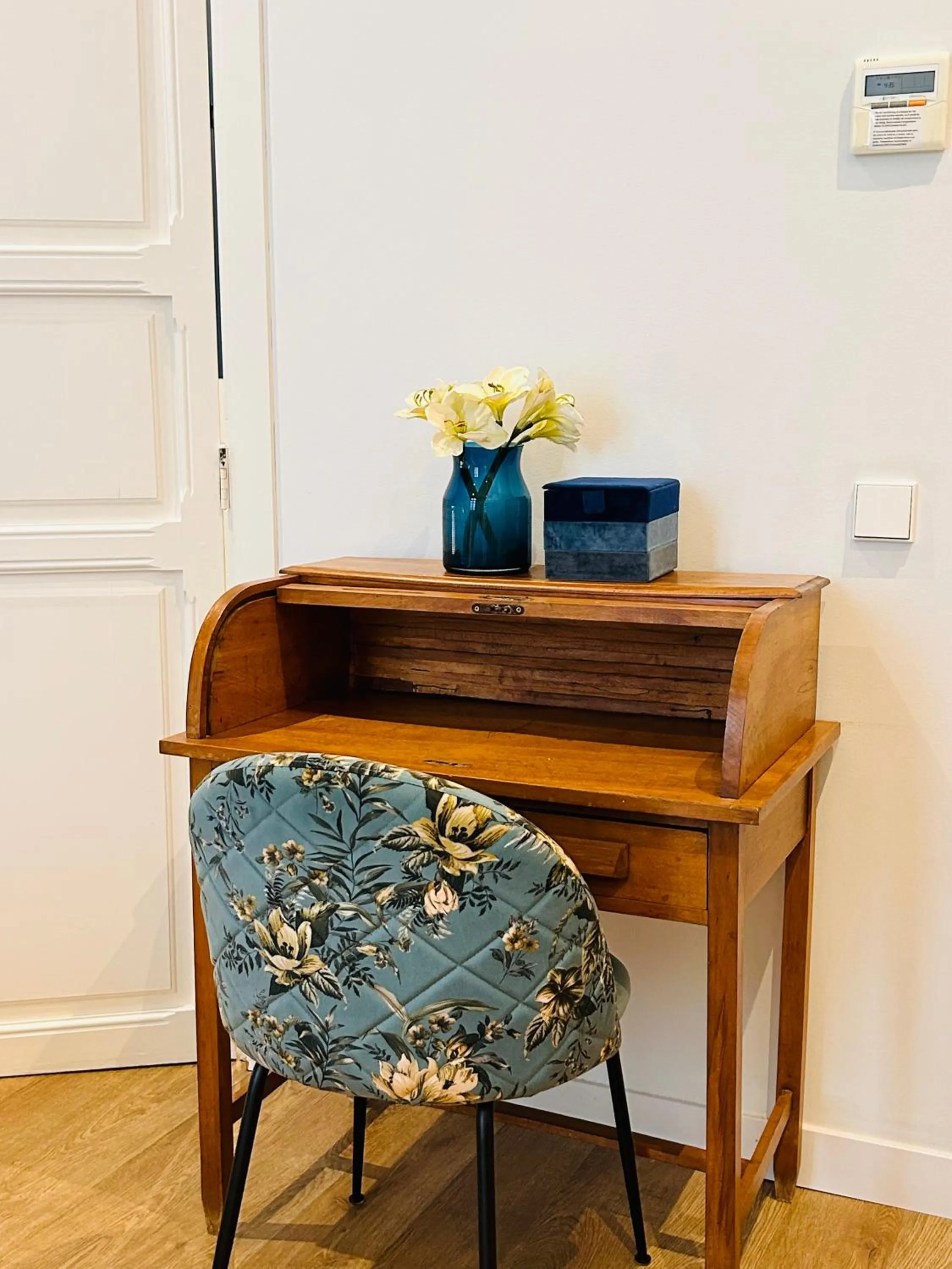 Seating area in L'Esplai Valencia