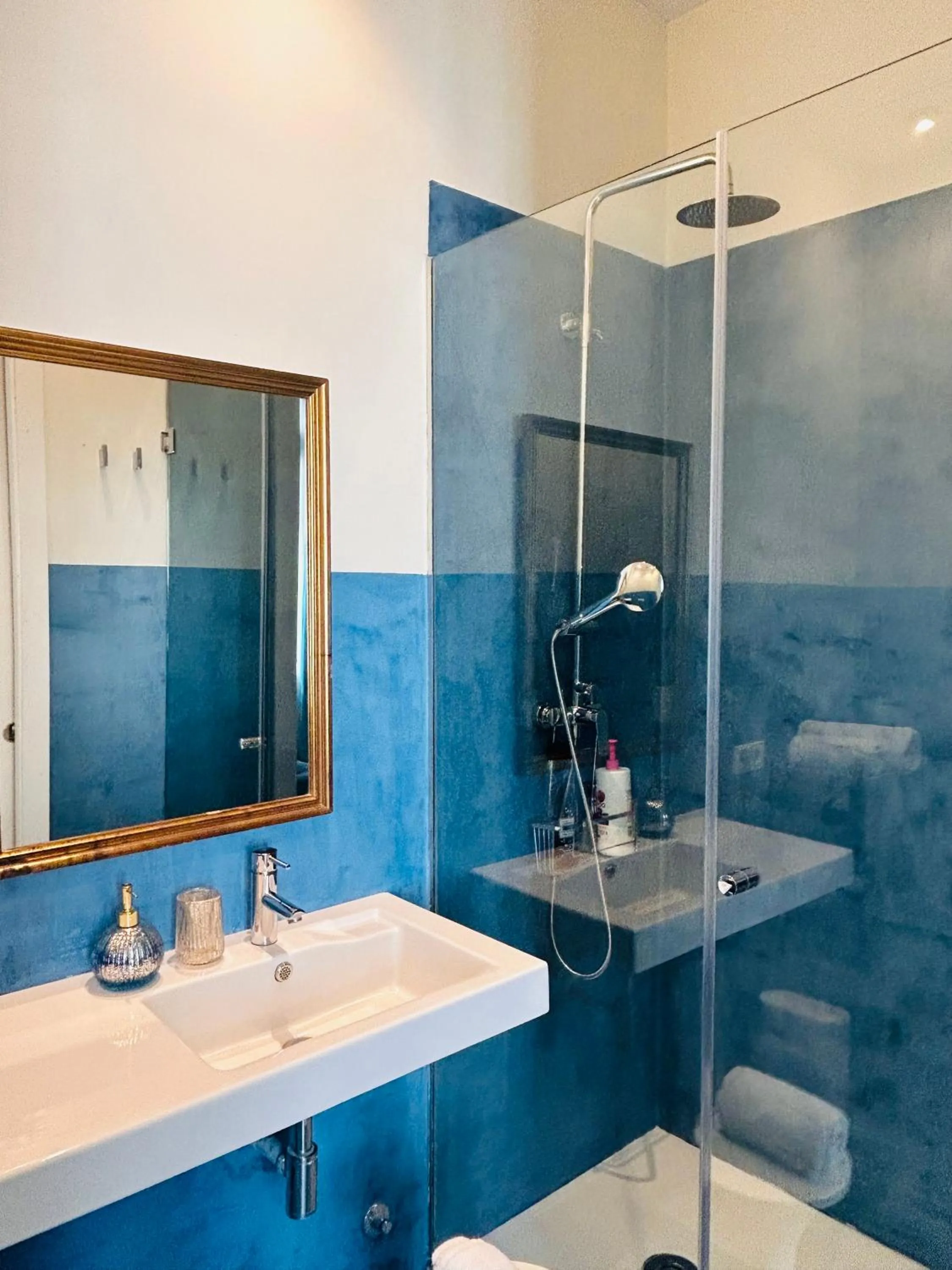 Bathroom in L'Esplai Valencia