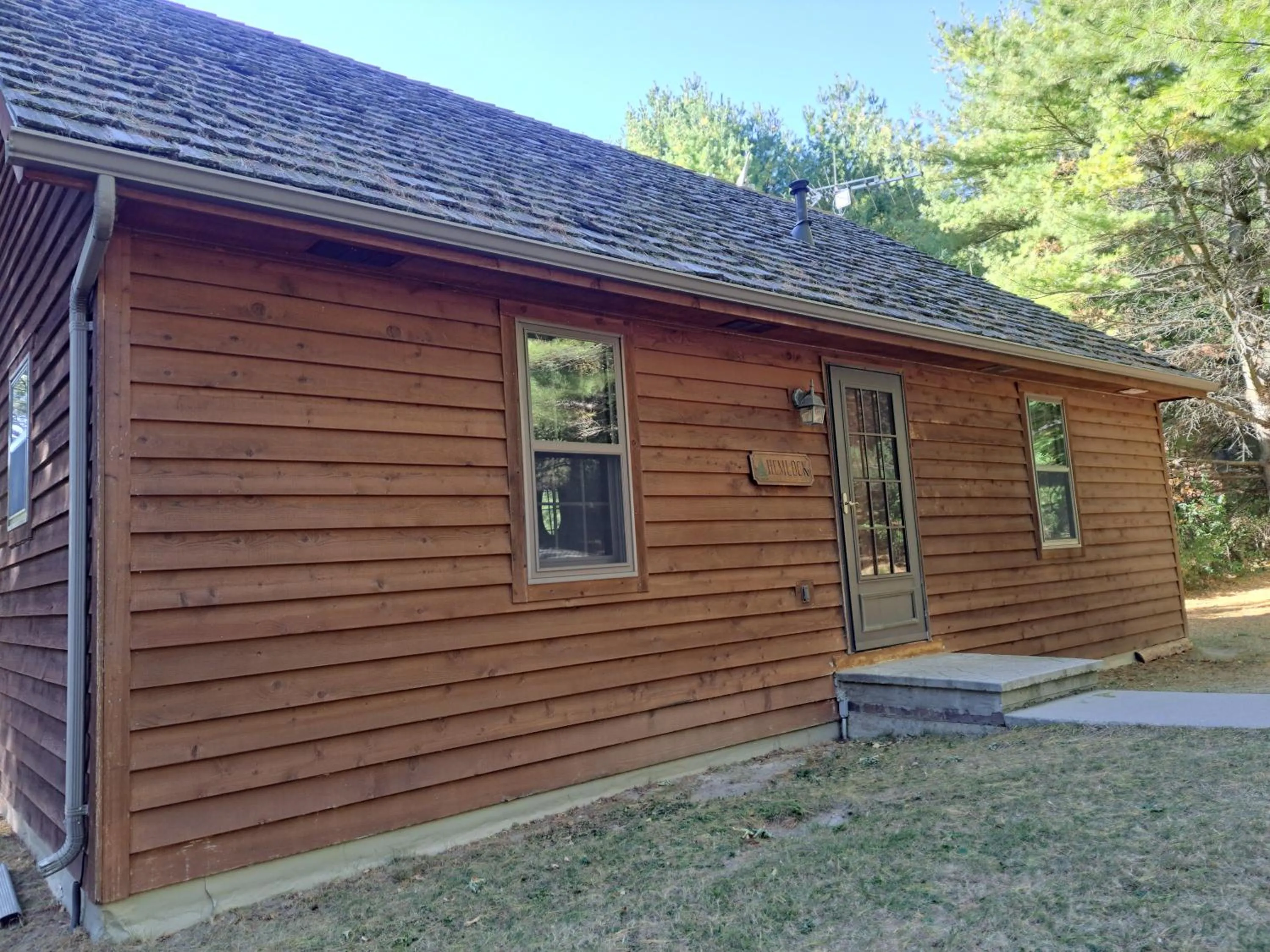 One-Bedroom House in Chanticleer Cabins