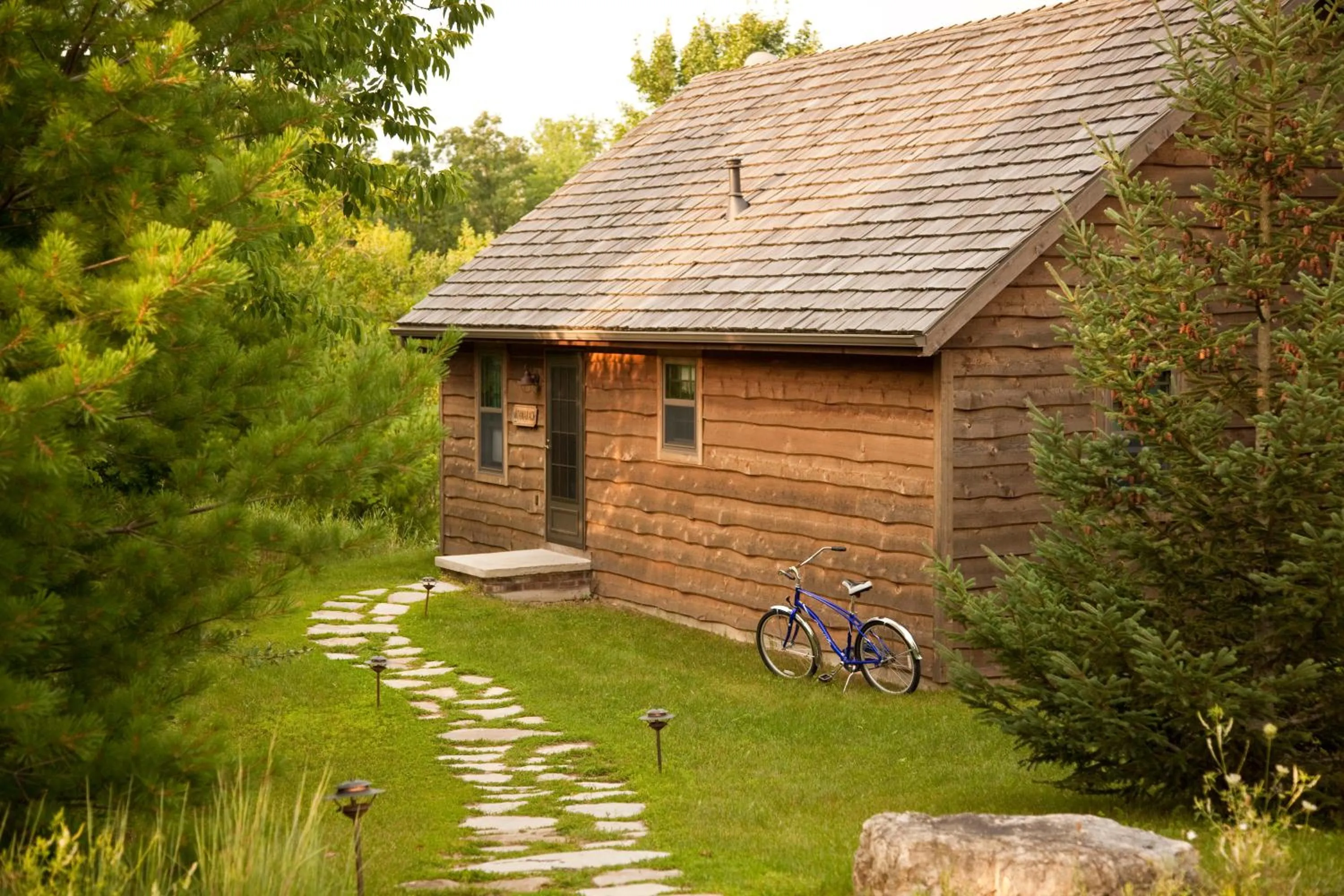 Chanticleer Cabins