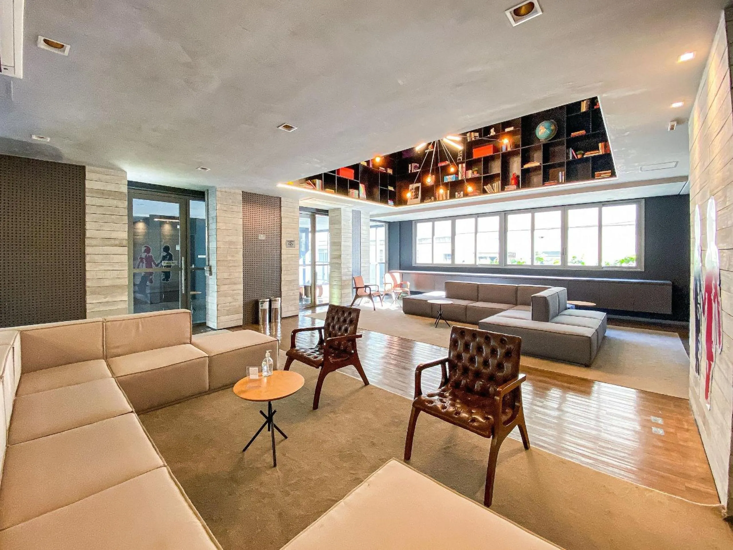 Communal lounge/ TV room in Elite Oscar Freire - Px Paulista/Hosp das Clinicas