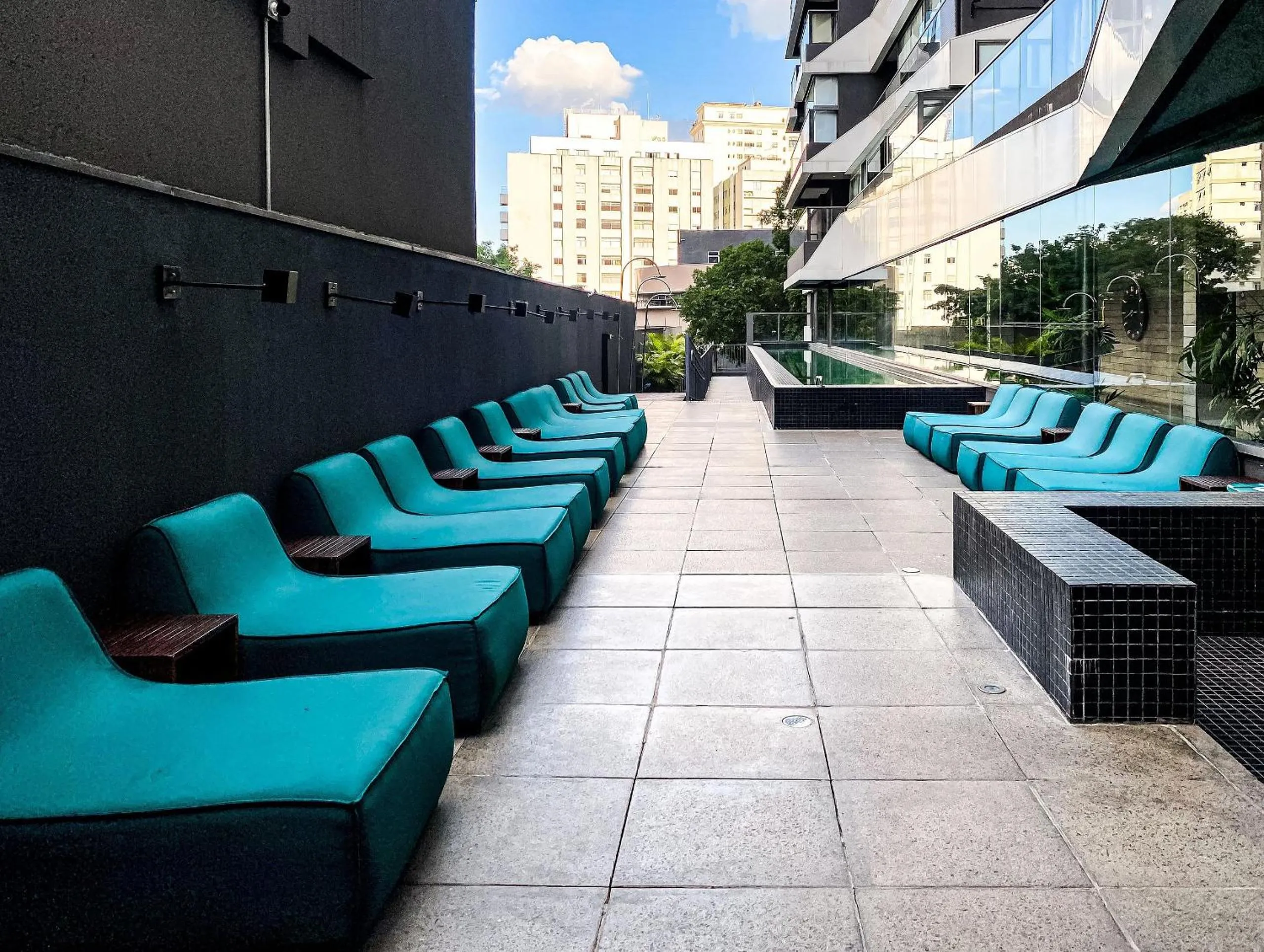 Pool view in Elite Oscar Freire - Px Paulista/Hosp das Clinicas