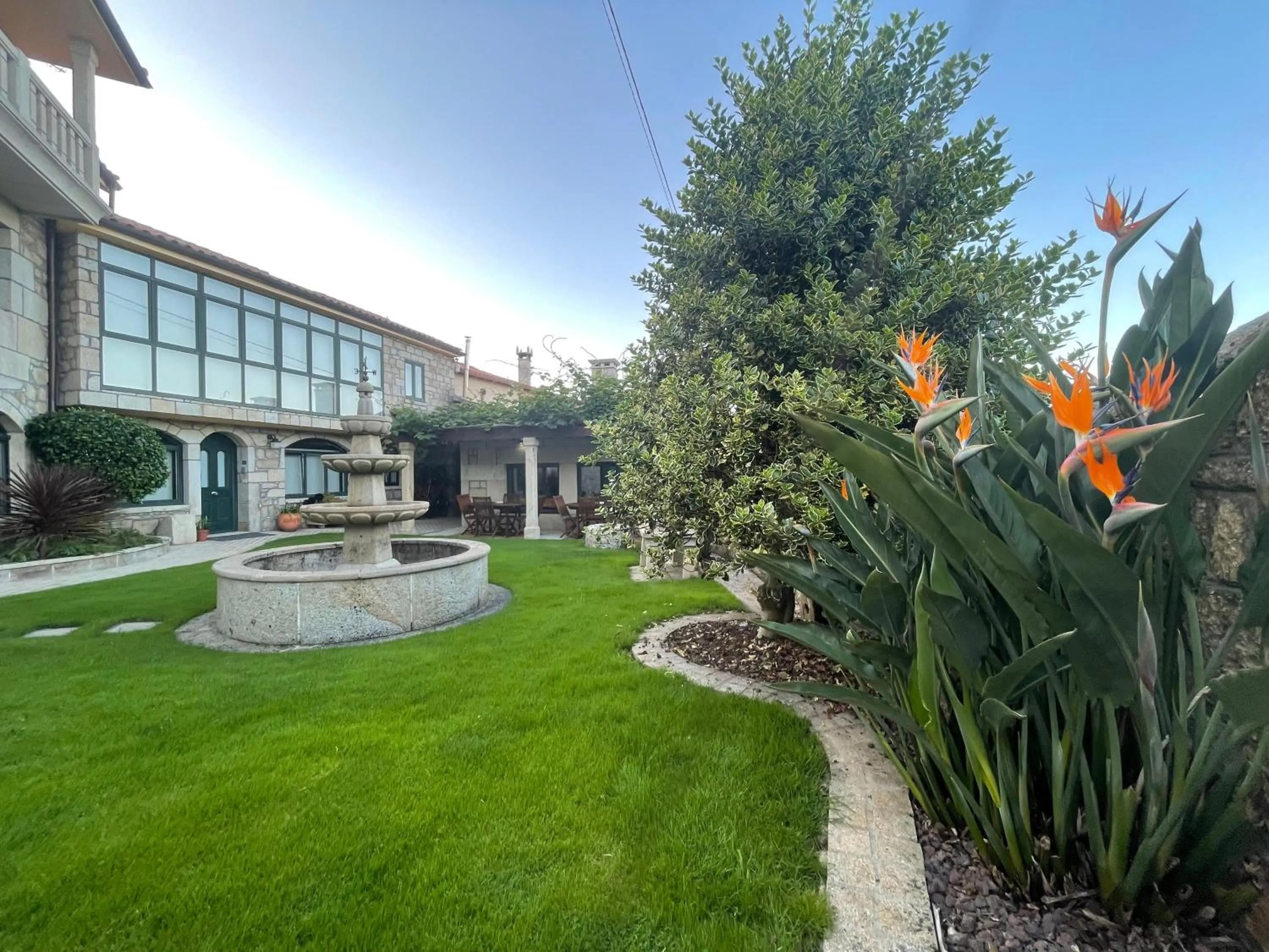 Garden in Apartamentos Río Sil