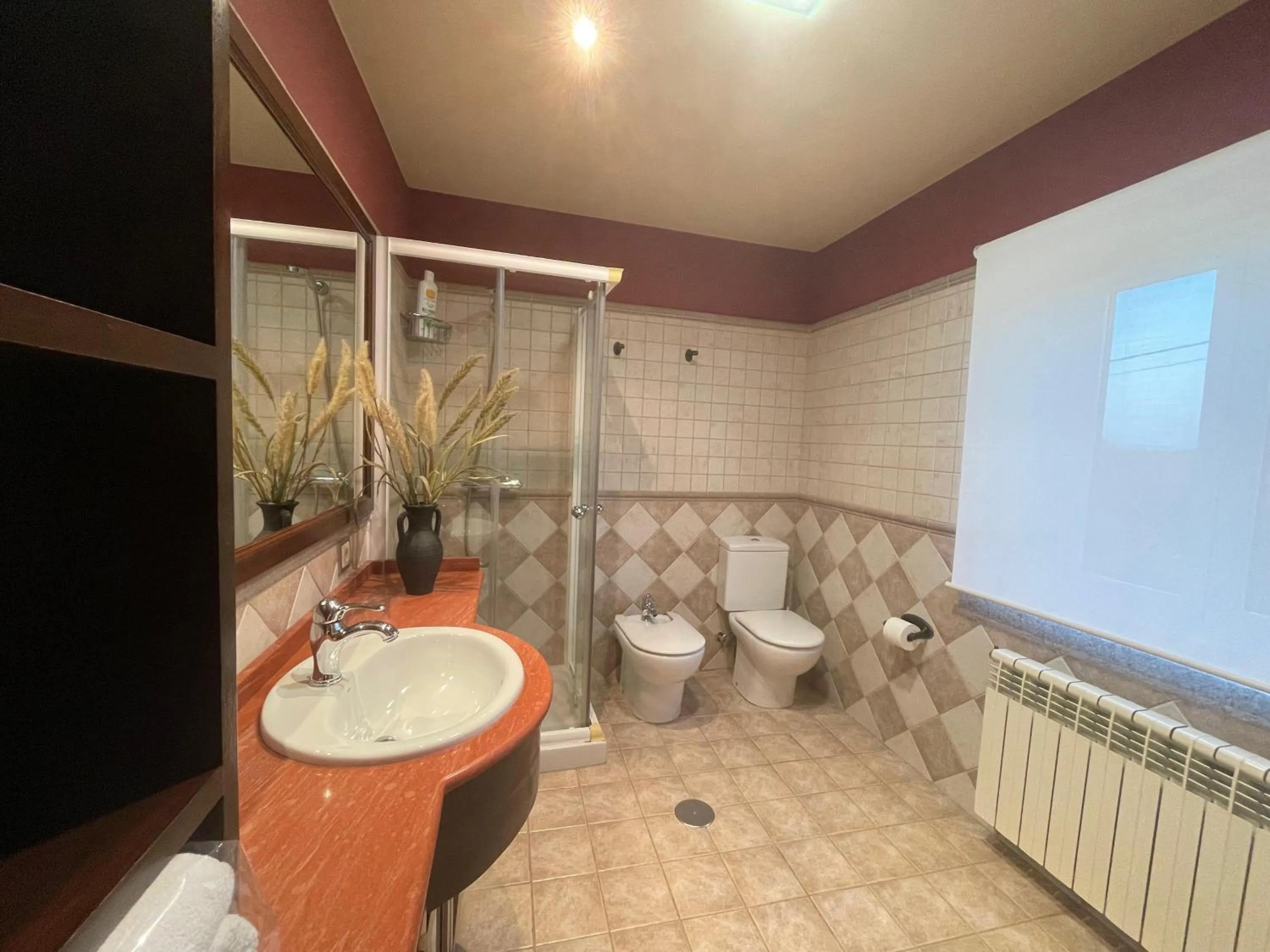 Bathroom in Apartamentos Río Sil