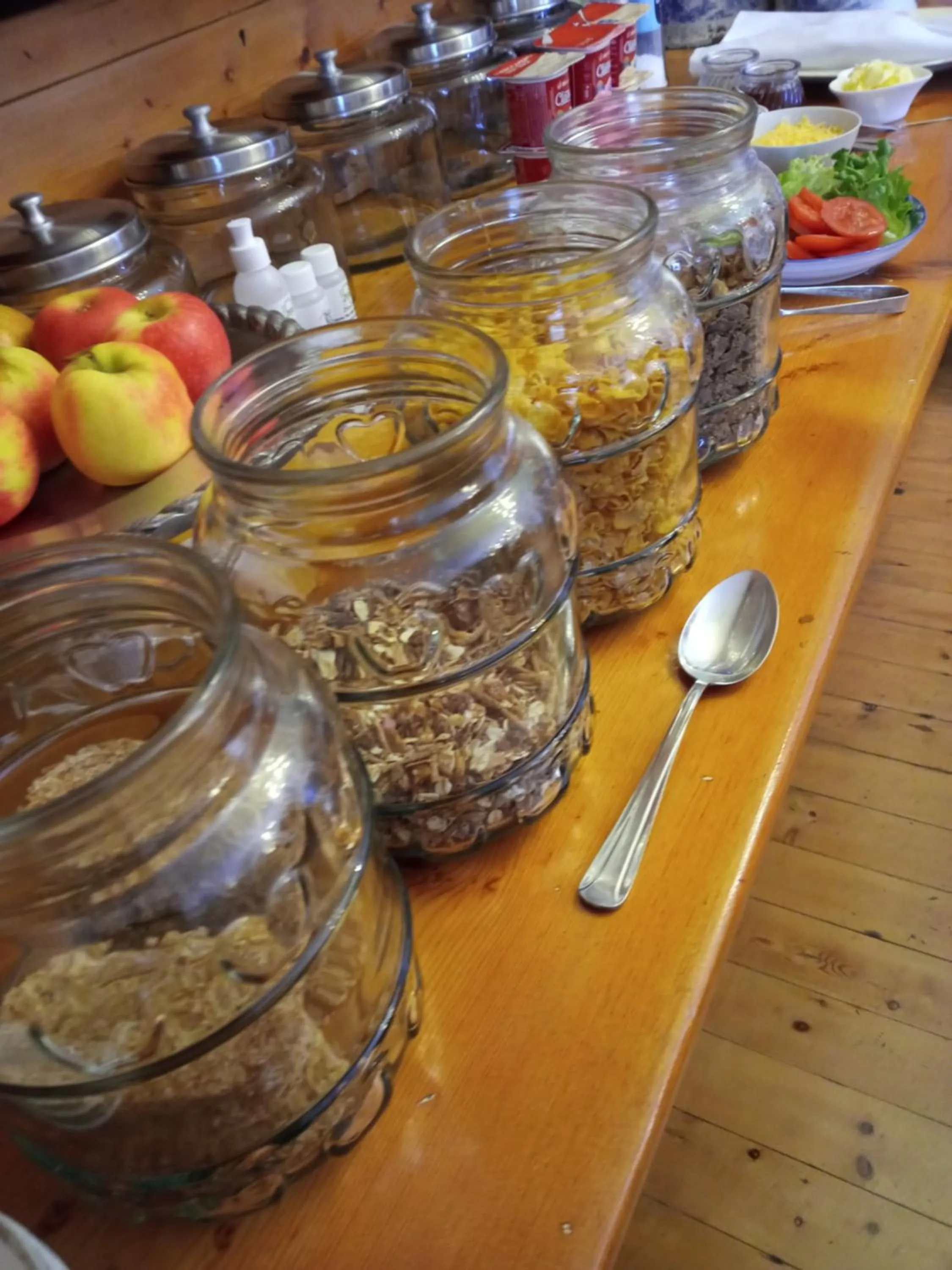 Buffet breakfast in 29onTait Guest House