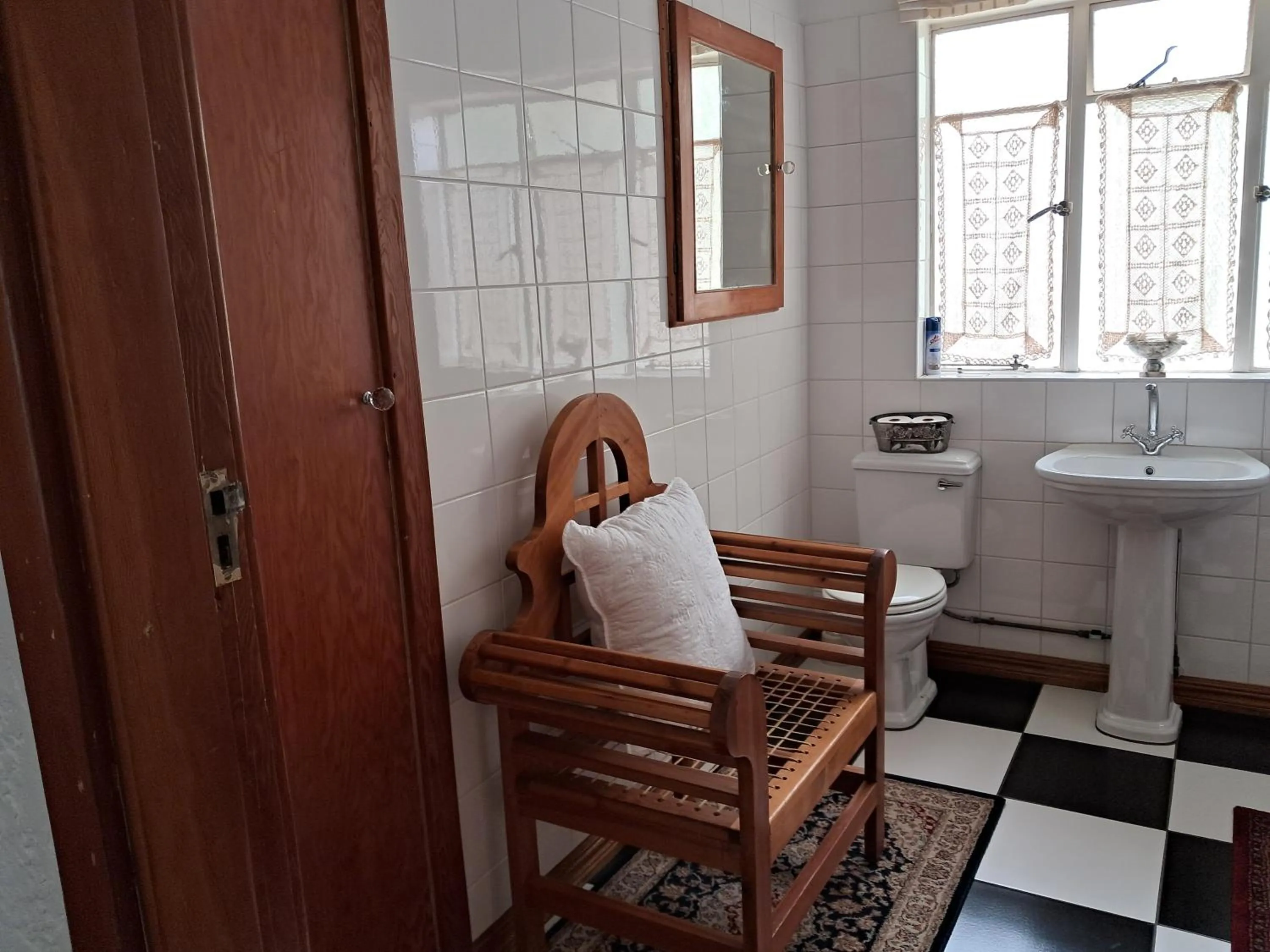 Bathroom in 29onTait Guest House