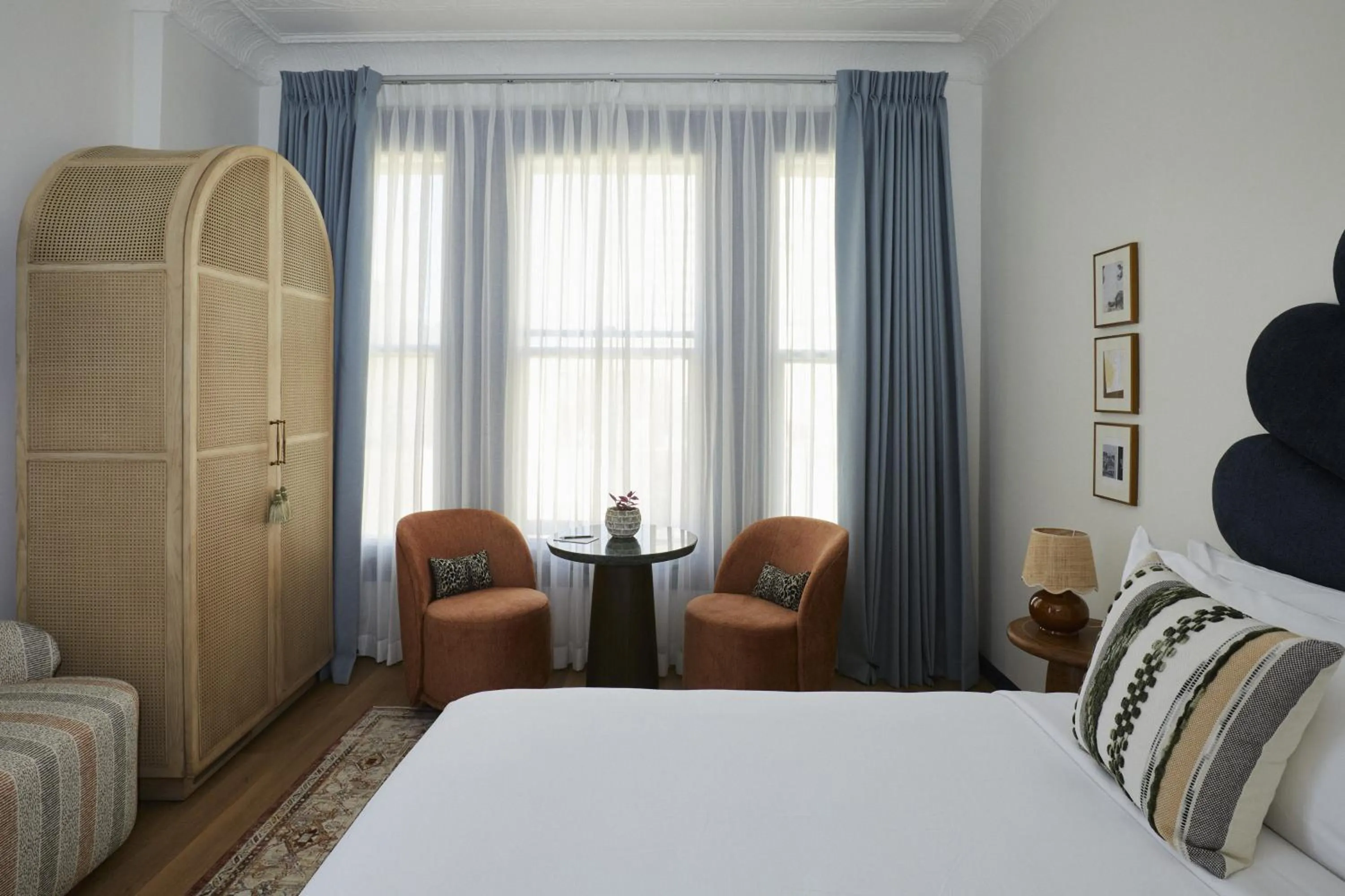 Bed in Granger Hotel San Diego, a Member of Design Hotels, part of Marriott Bonvoy