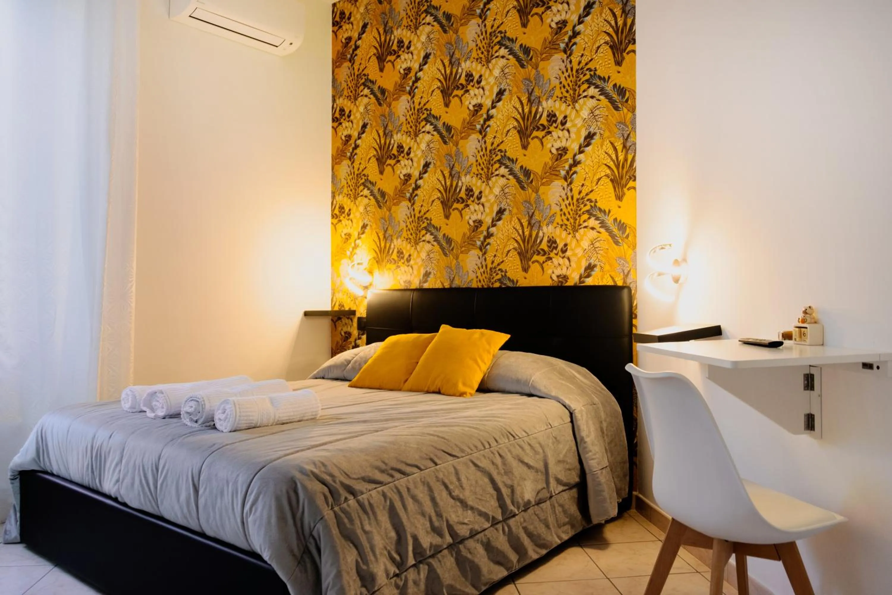 Bedroom, Bed in Porta Romana