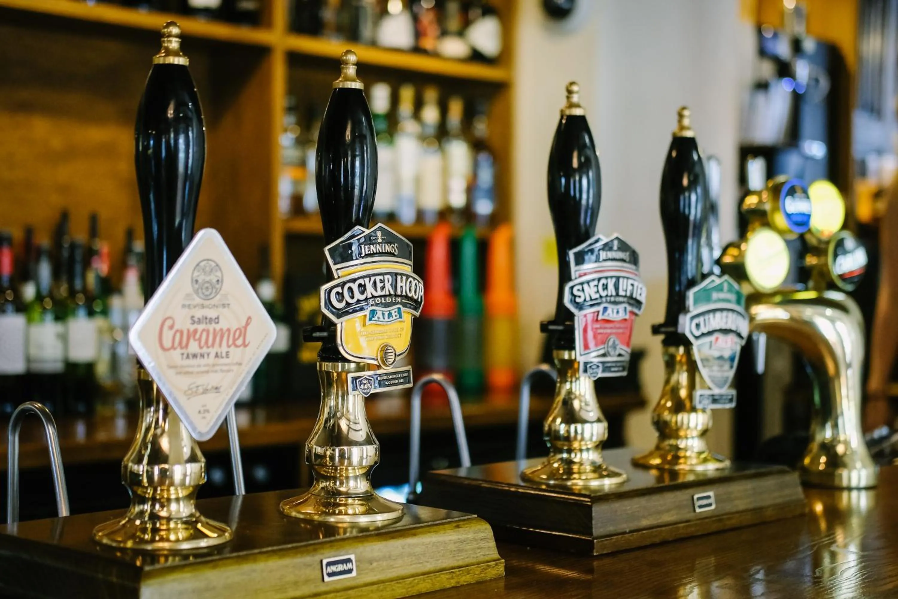 Lounge or bar in Sun Inn