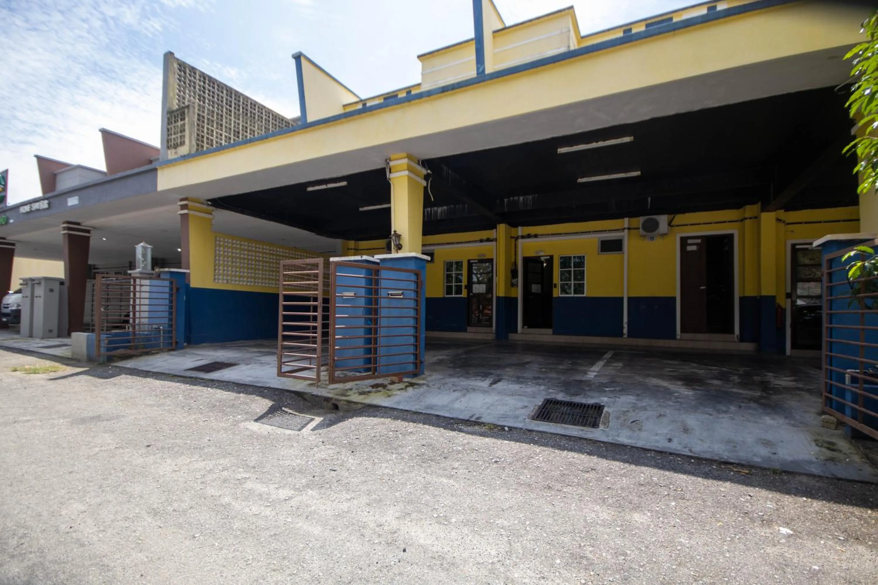 Property building in Sun Inns Rest House Kuantan