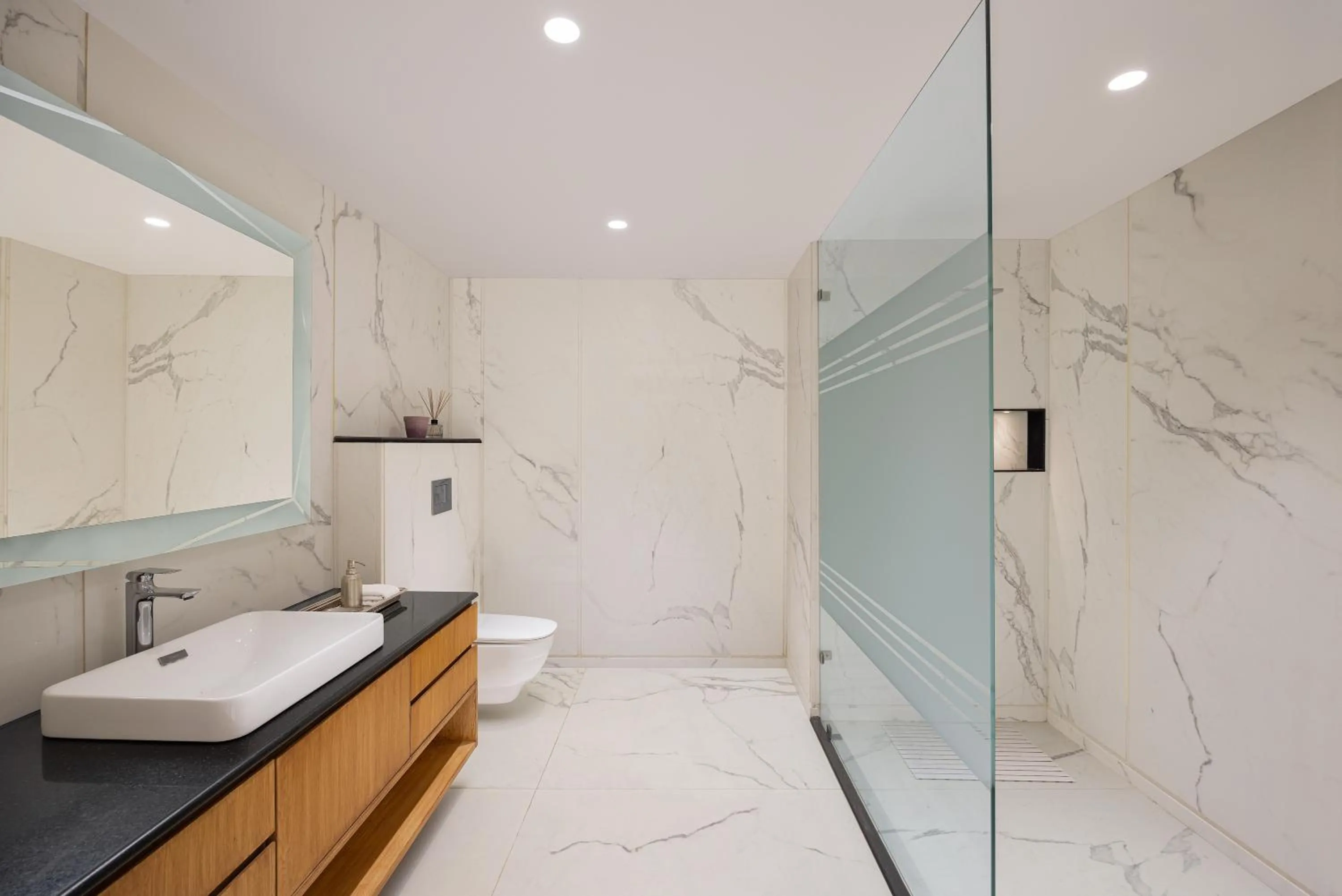 Bathroom in Ginger Delhi, Chanakyapuri