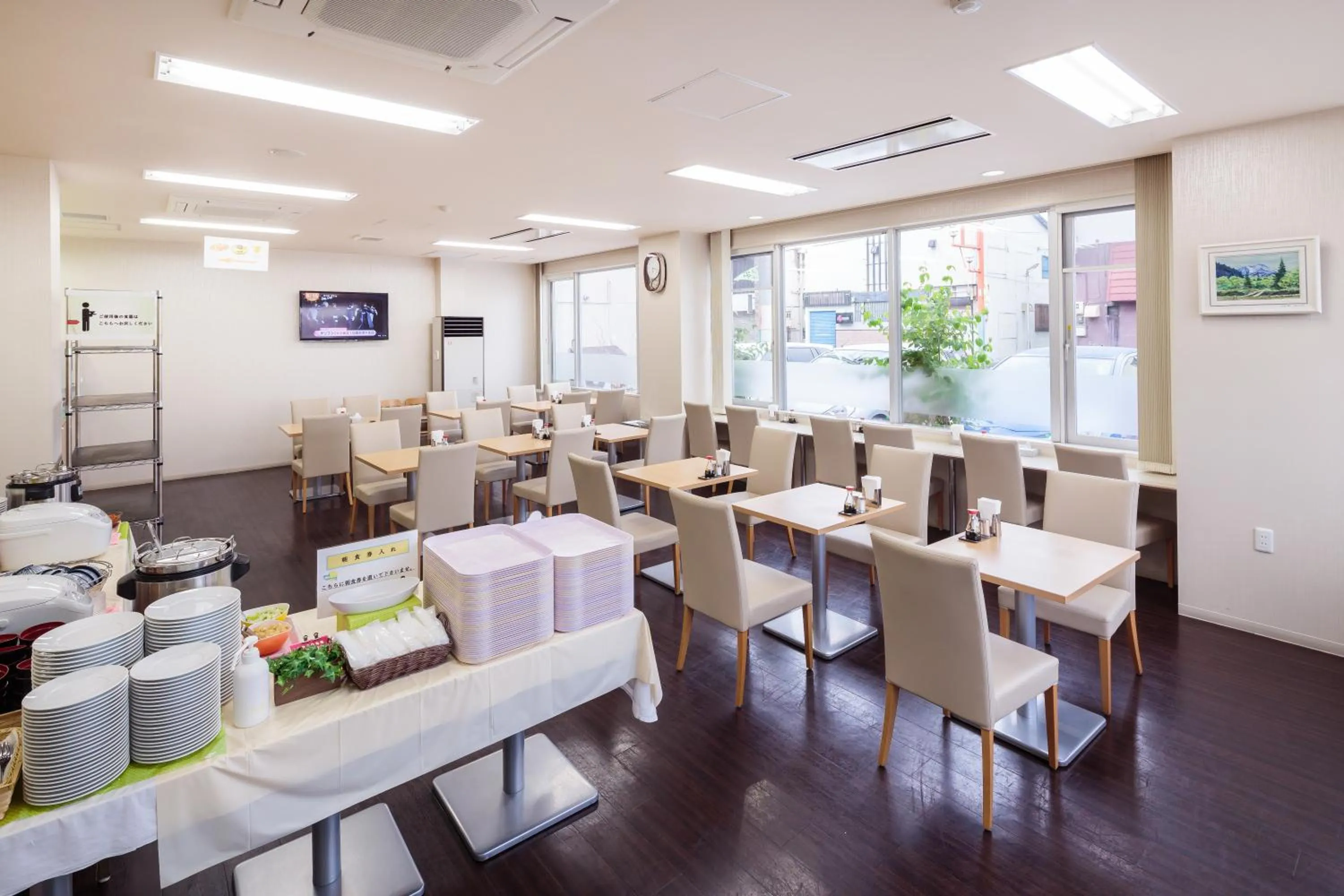 Restaurant/places to eat in Hotel Mystays Nayoro
