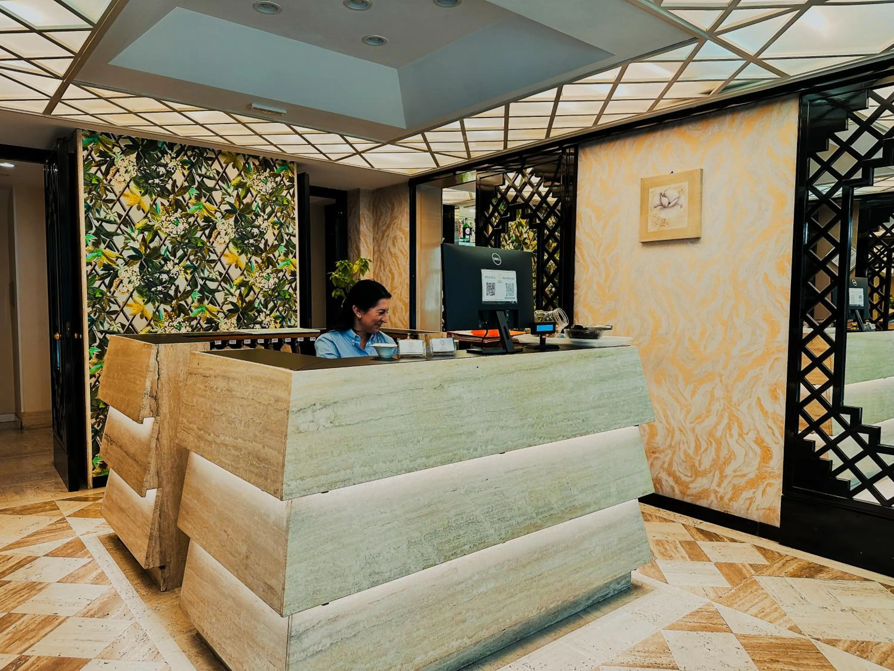 Lobby or reception in Hotel President - Vintage Hotel in centro