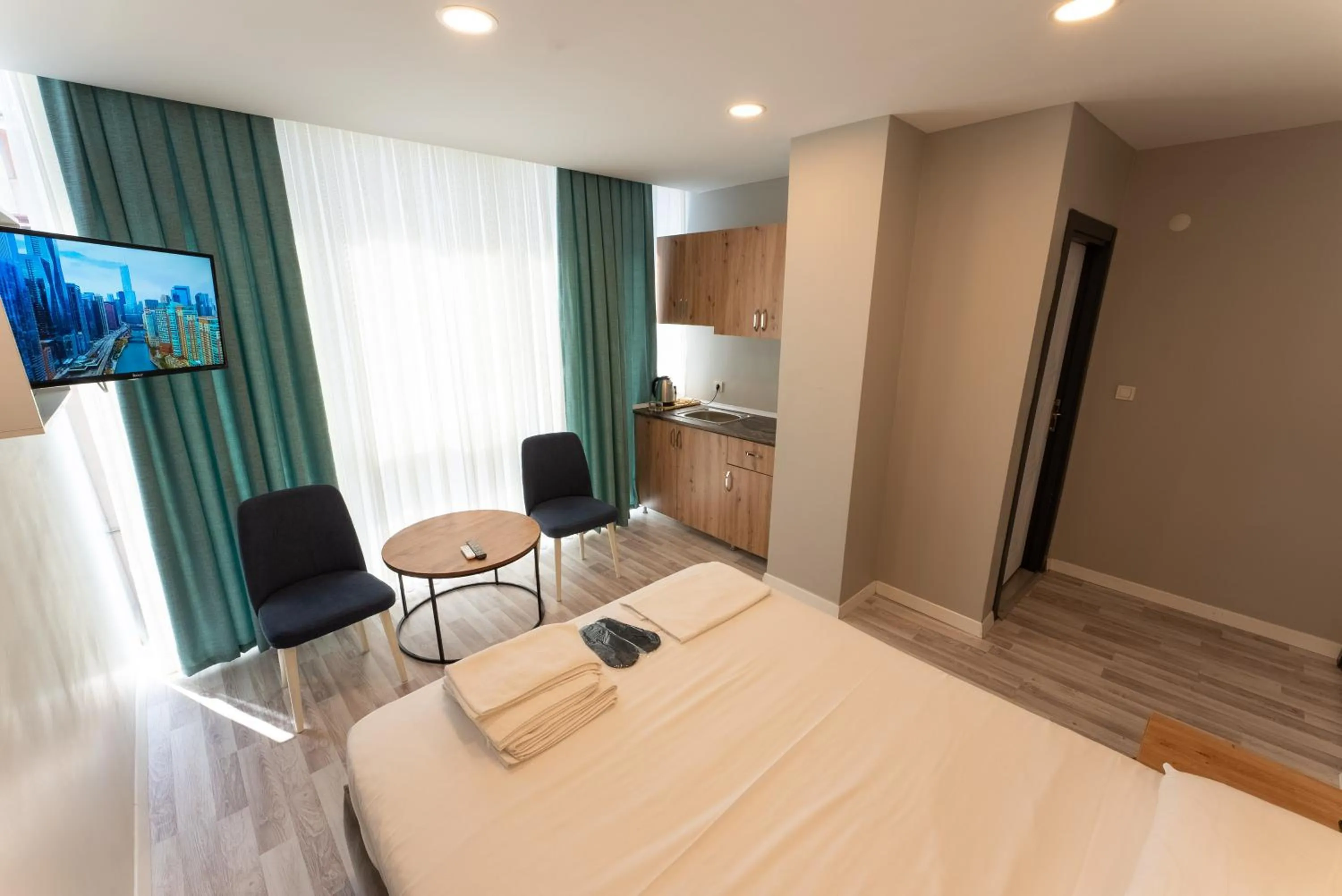 Kitchen or kitchenette in Lacasa Royal Hotel