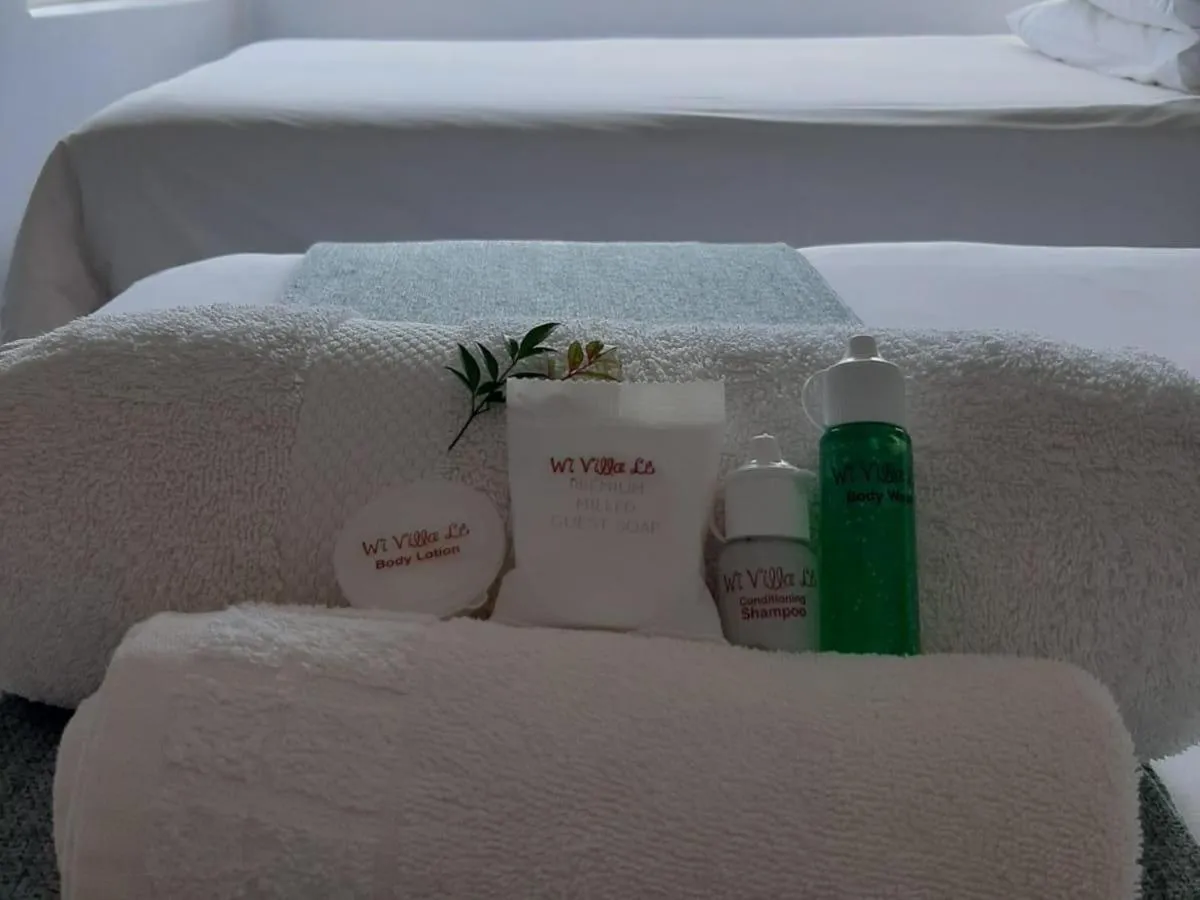 Decorative detail, Bed in Wi Villa Lê Guest House