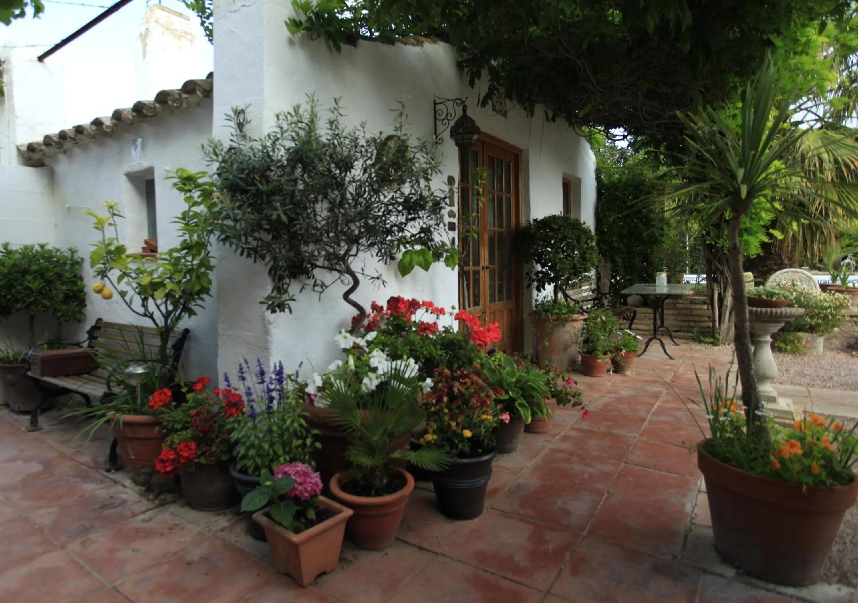 Facade/entrance in River Ebro Holidays