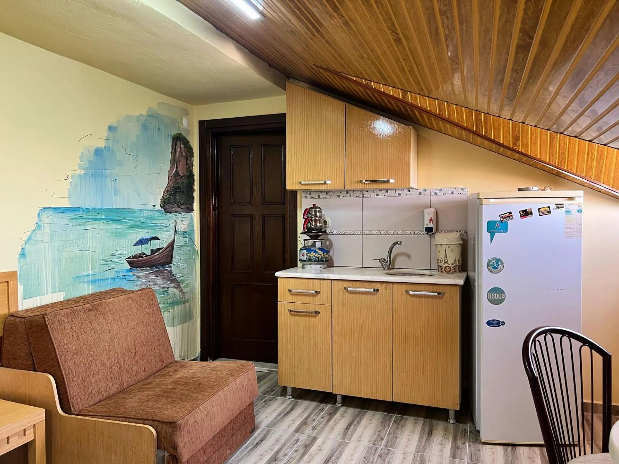 kitchen in Esma Apart Otel