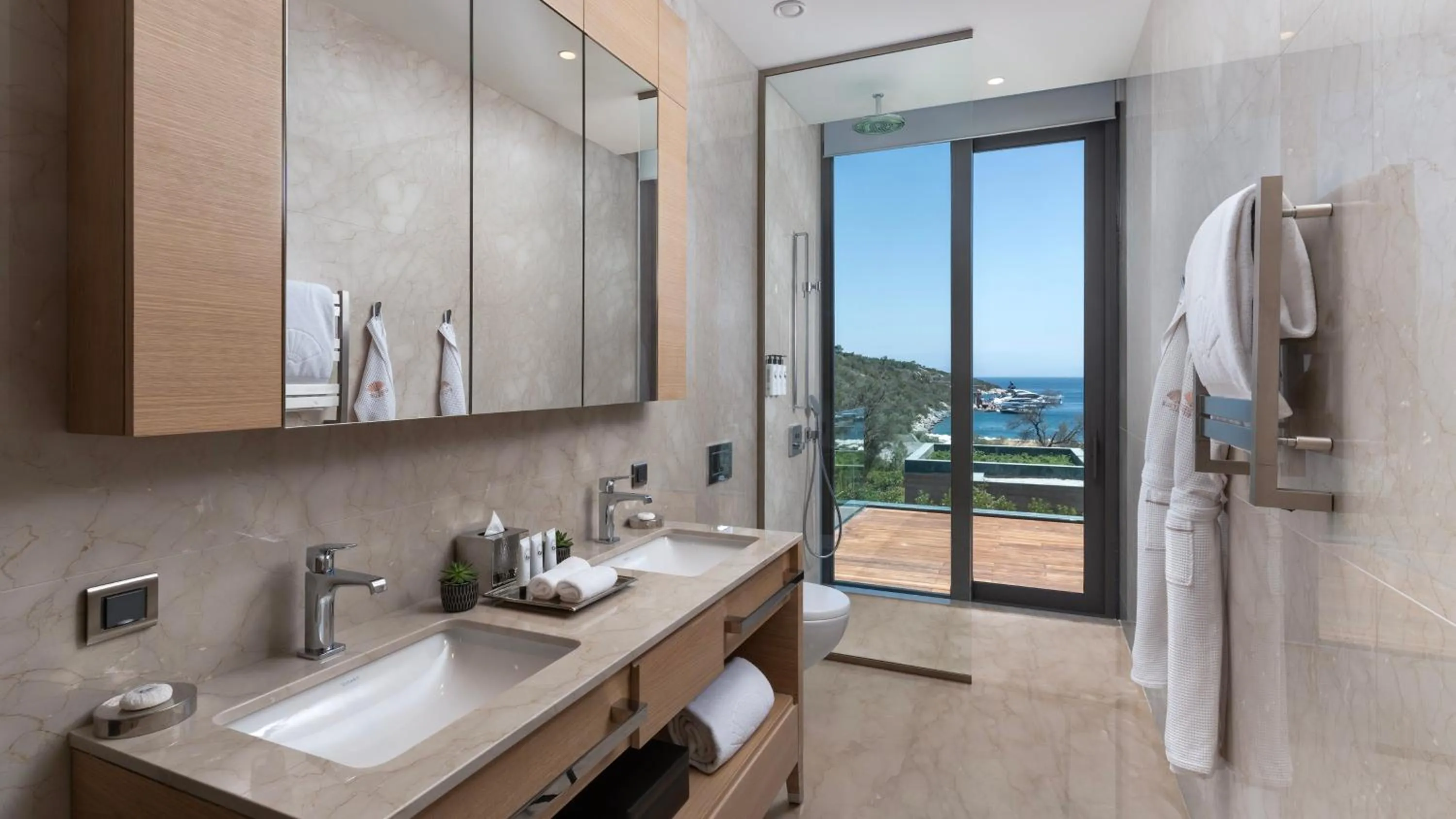 Bathroom in Mandarin Oriental, Bodrum