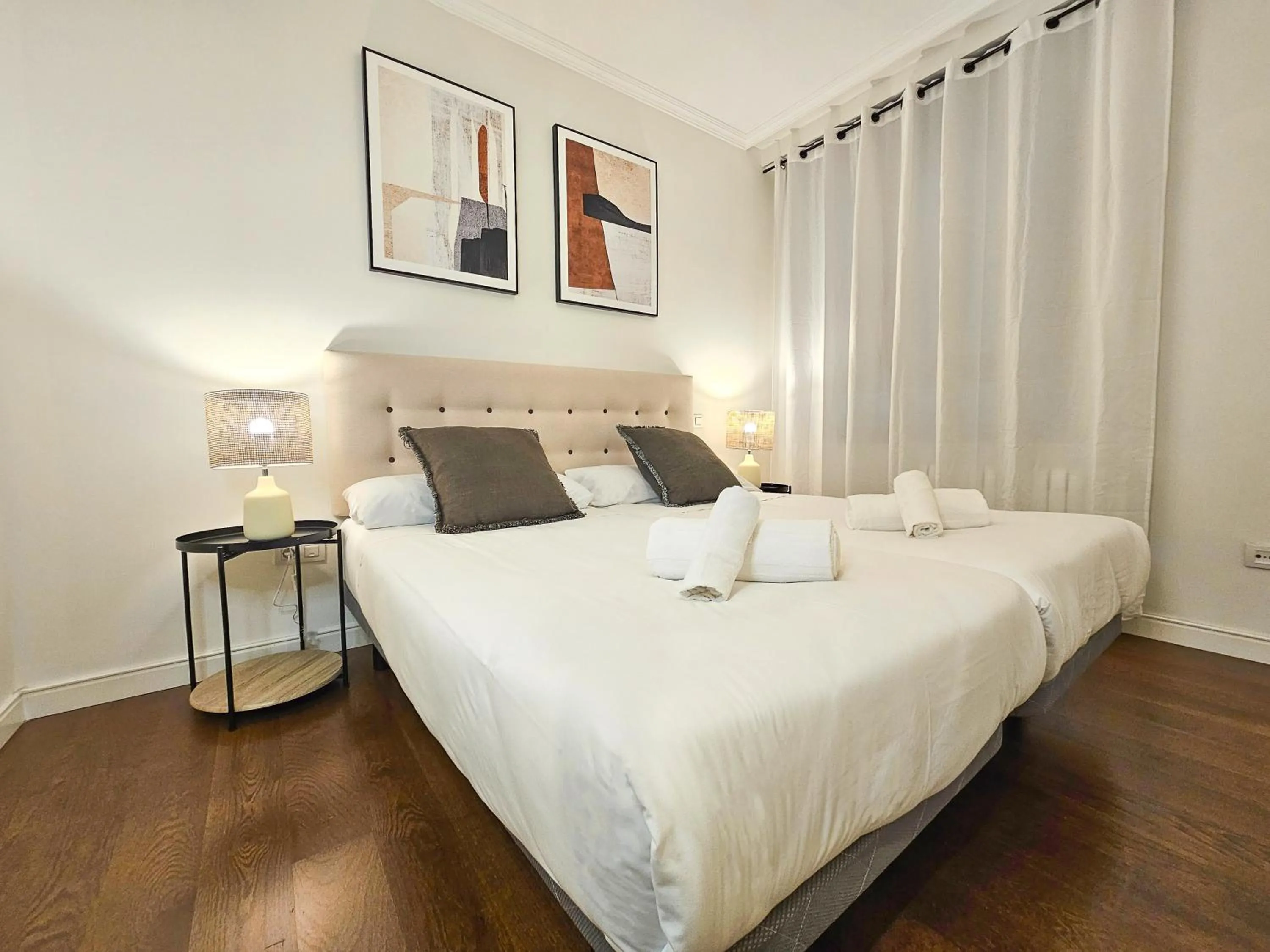 Bed in Apartamentos Zaragoza Independencia 3000