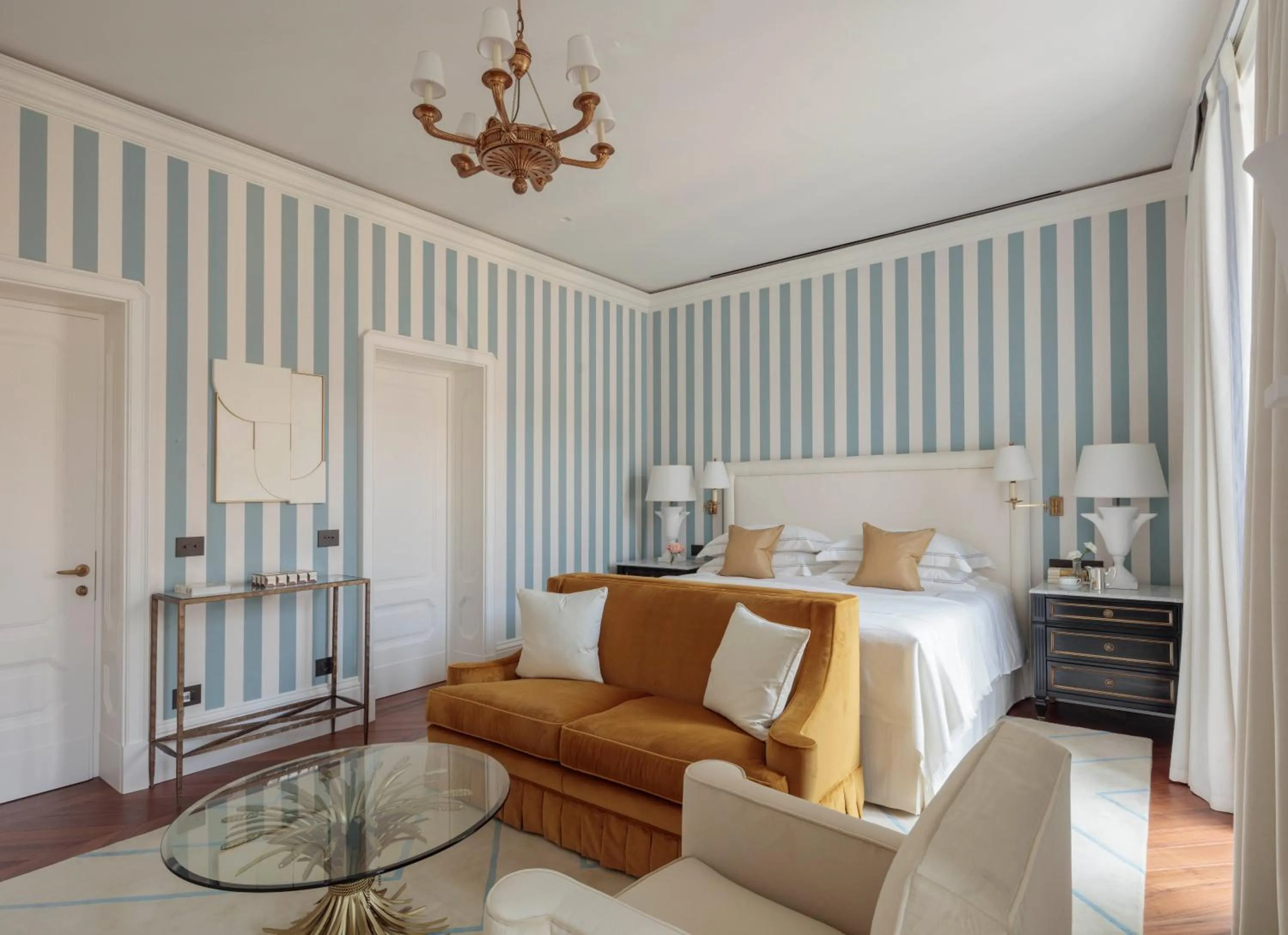 Bed in Rocco Forte House Via Manzoni Milan