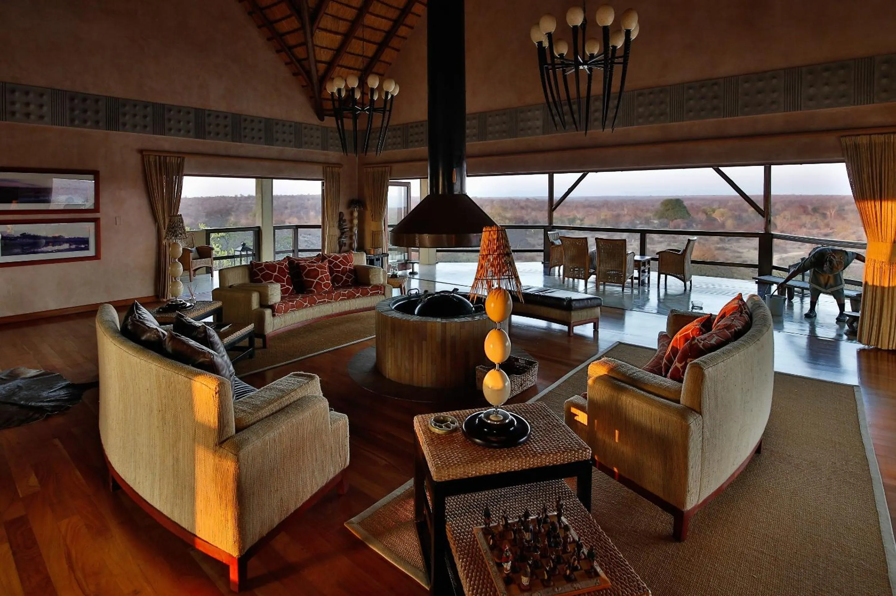 Lounge or bar in Makumu Private Game Lodge