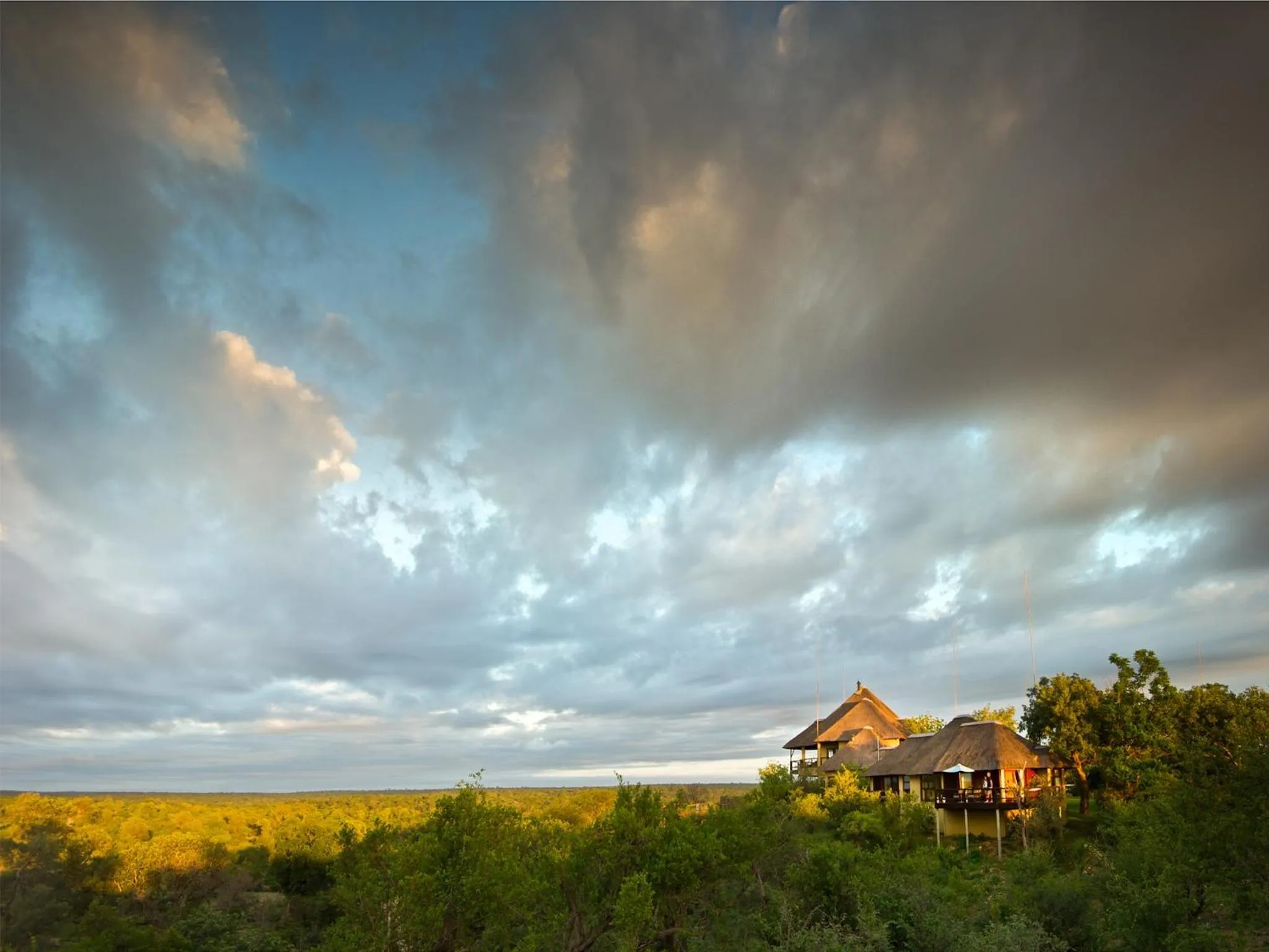 Patio in Makumu Private Game Lodge