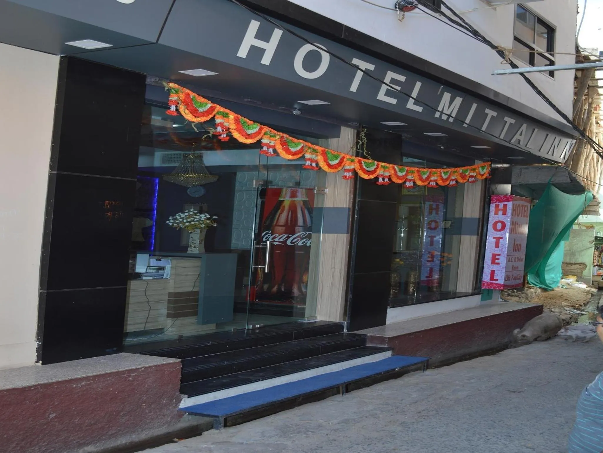 Facade/entrance in Hotel Mittal Inn