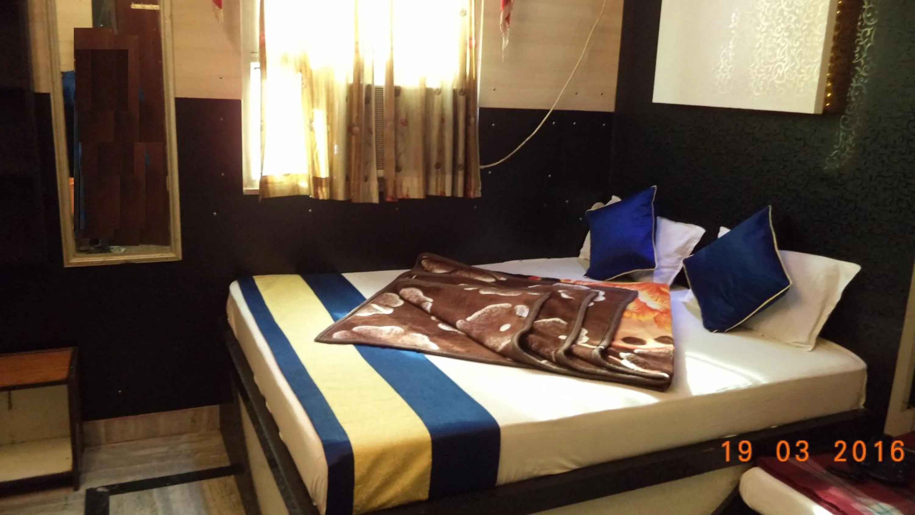 Photo of the whole room in Hotel Abhineet Palace