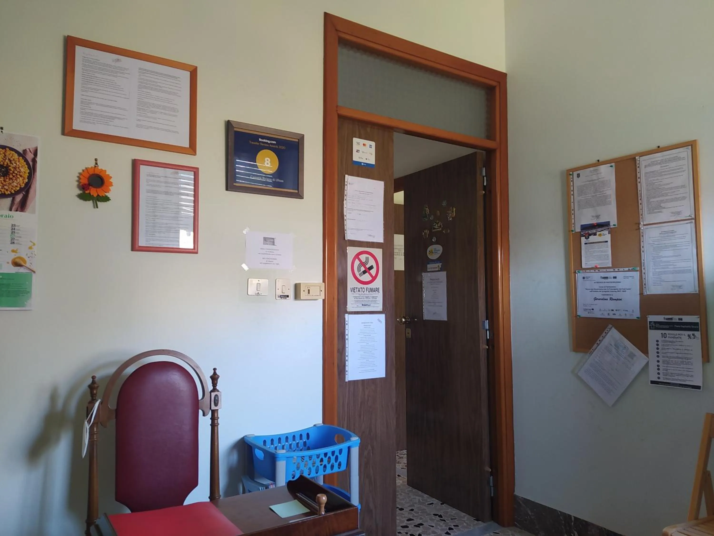 Lobby or reception in Camere "Riviera di Ulisse"