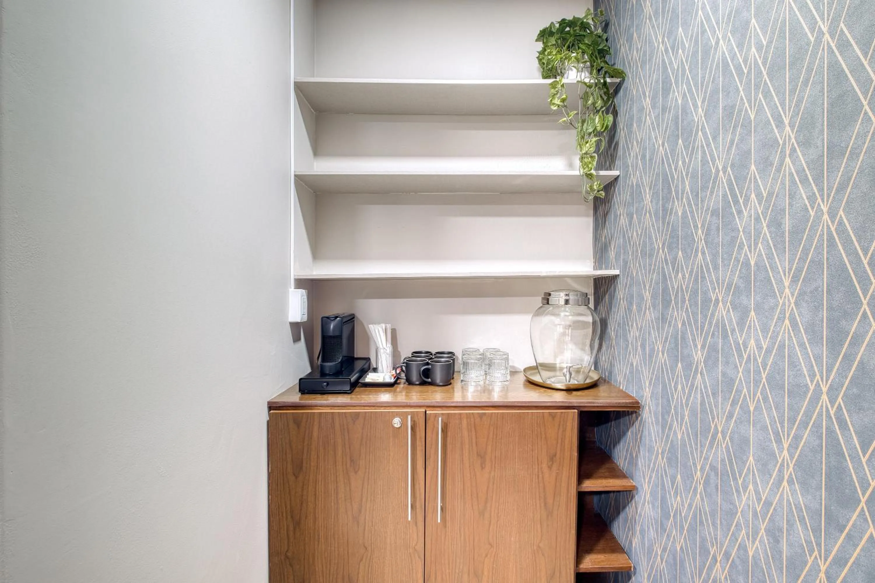 Coffee/tea facilities in District Polanco by Lumina