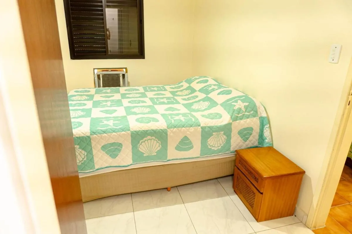 Bed in R19 · 2 Quadras da praia
