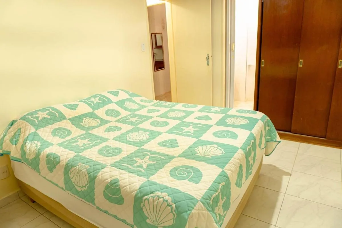 Bed in R19 · 2 Quadras da praia