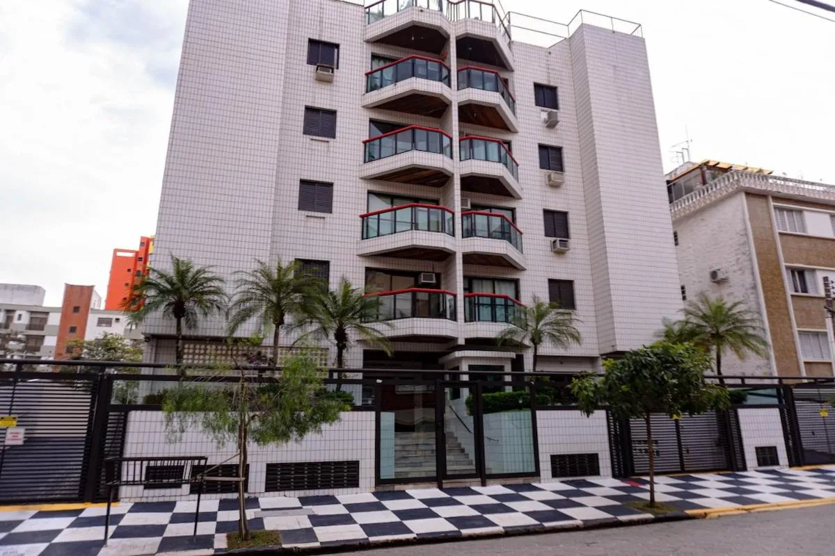 R19 · 2 Quadras da praia