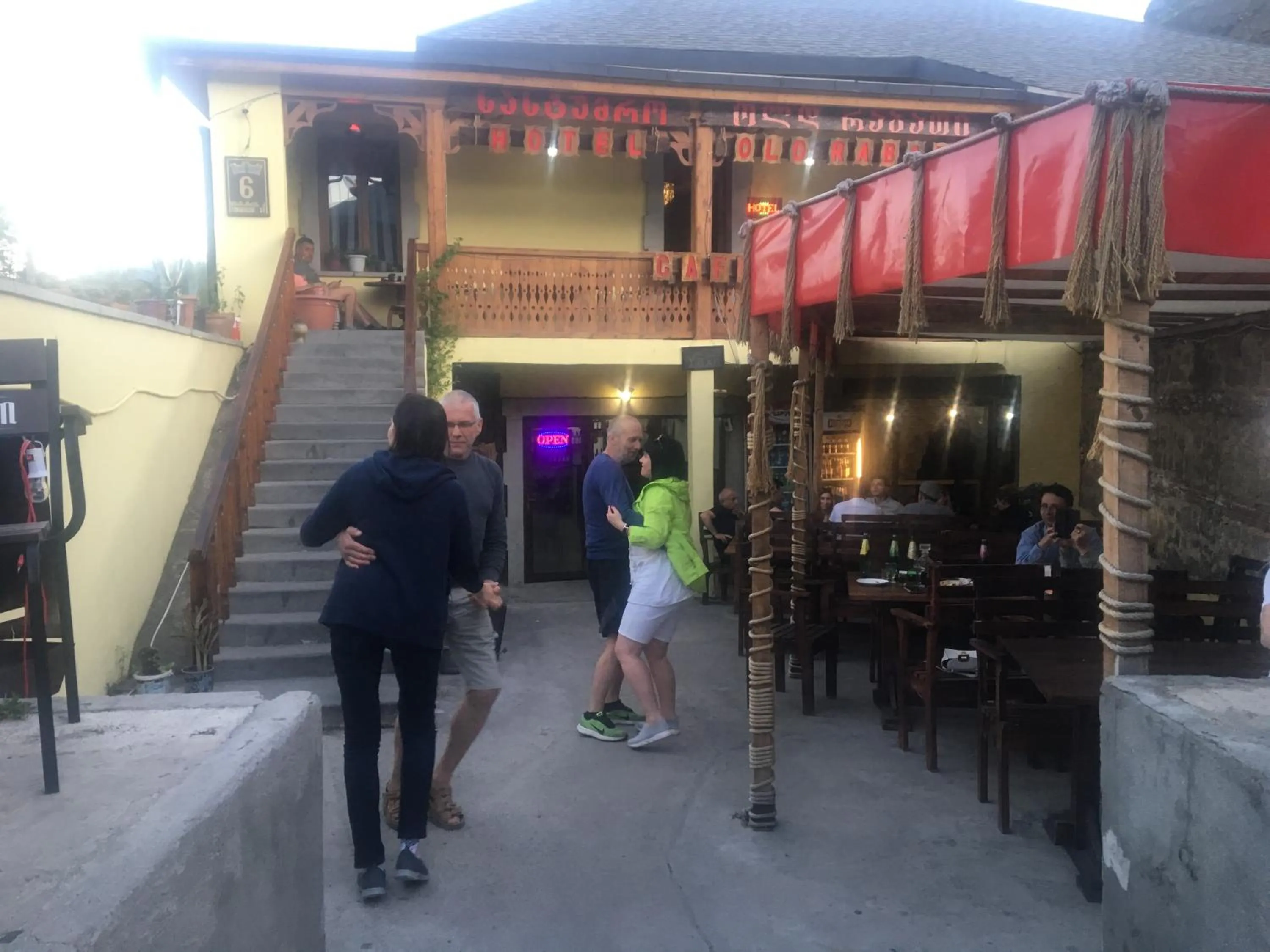 Facade/entrance in Old Rabati