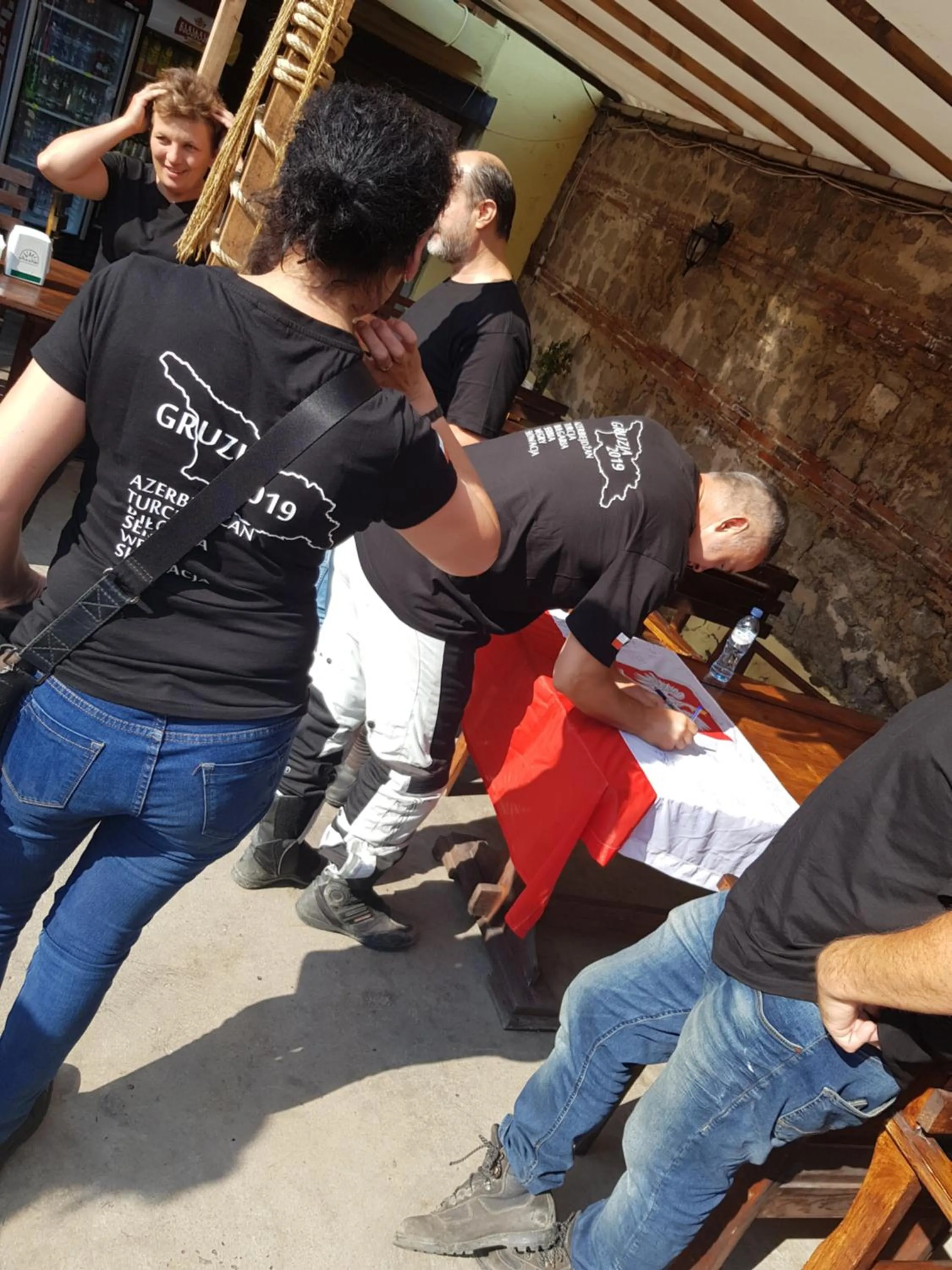 Restaurant/places to eat in Old Rabati