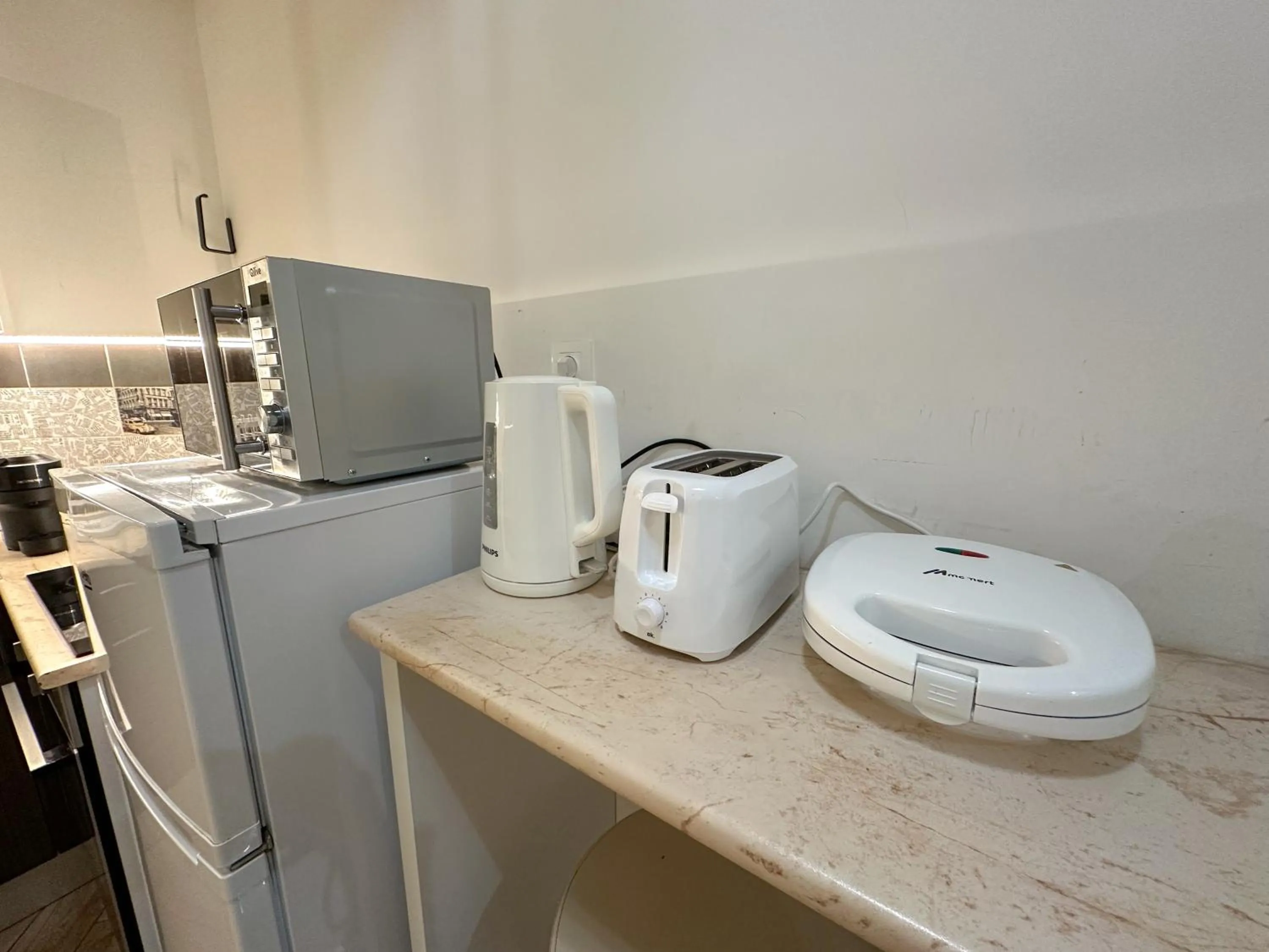 Coffee/tea facilities in Parliament Apartment