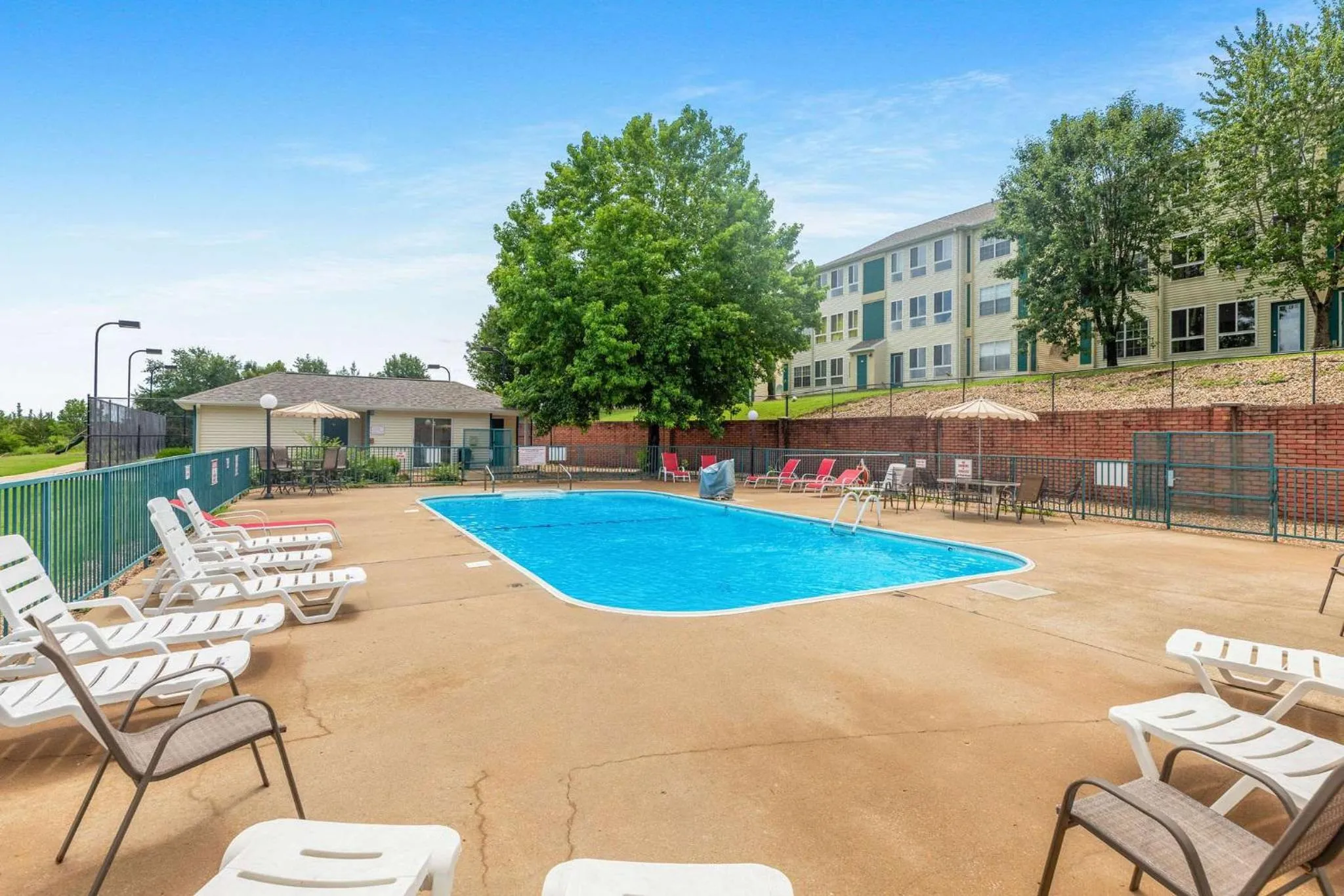 Little House on the Fairway- Luxury Golf Condo