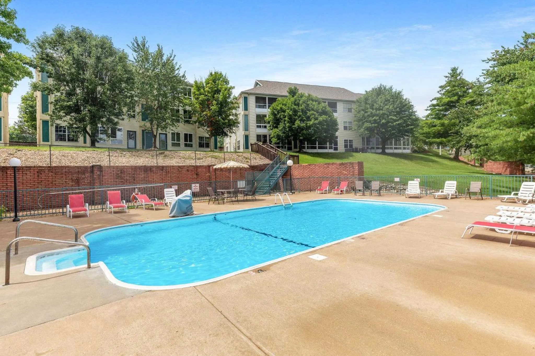 Little House on the Fairway- Luxury Golf Condo