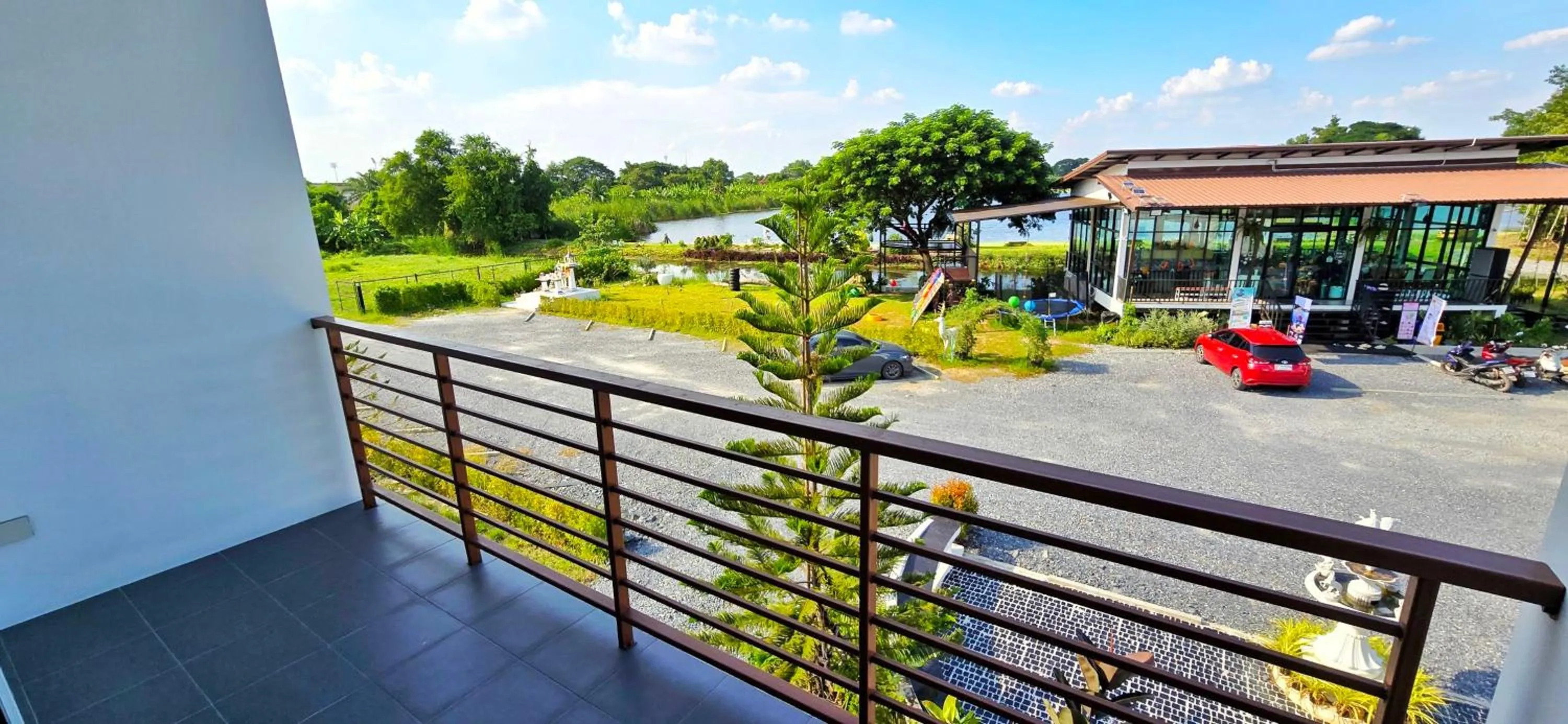 Balcony/Terrace in Tiny Island Lake Lodge