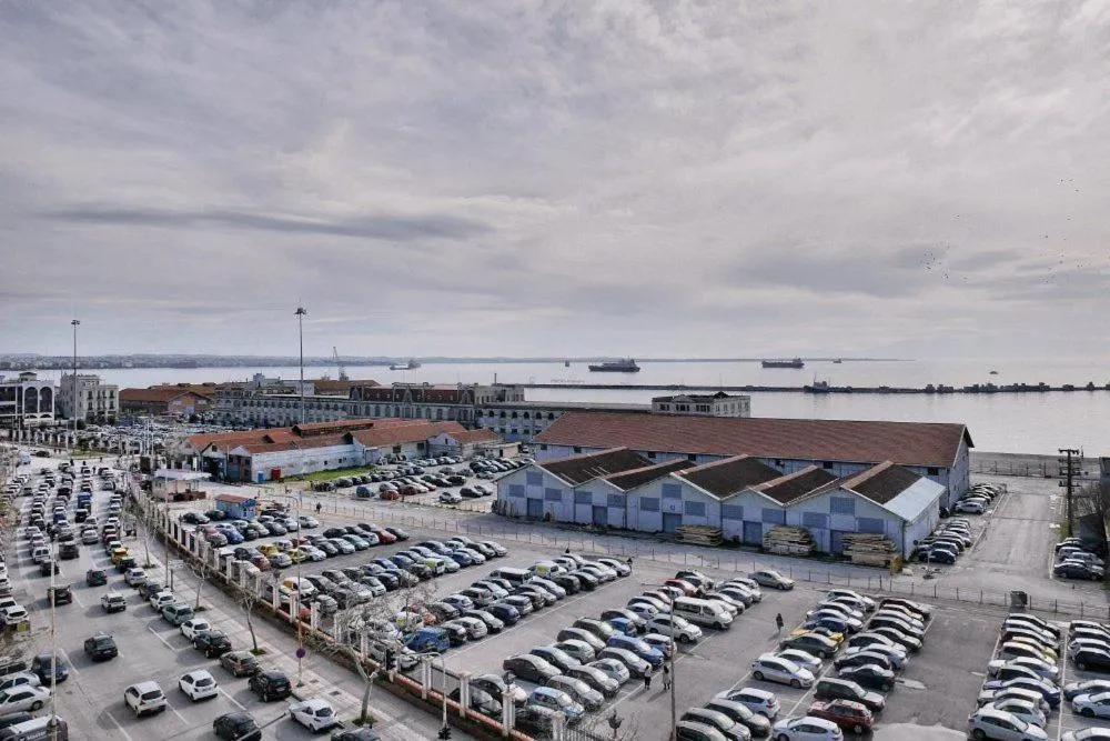 Parking in Diamond Suites, Philian Hotels and Resorts