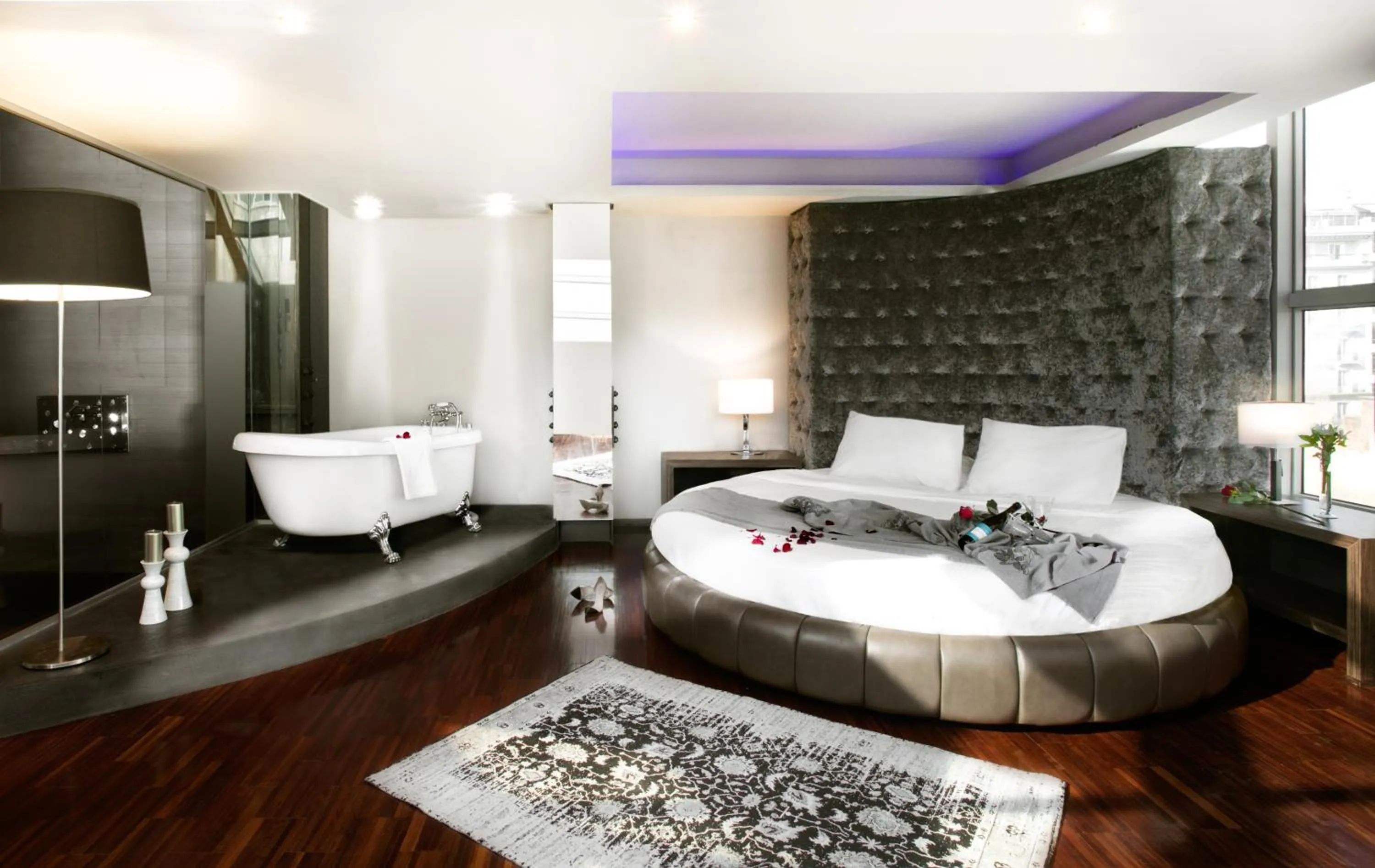 Bedroom in Diamond Suites, Philian Hotels and Resorts